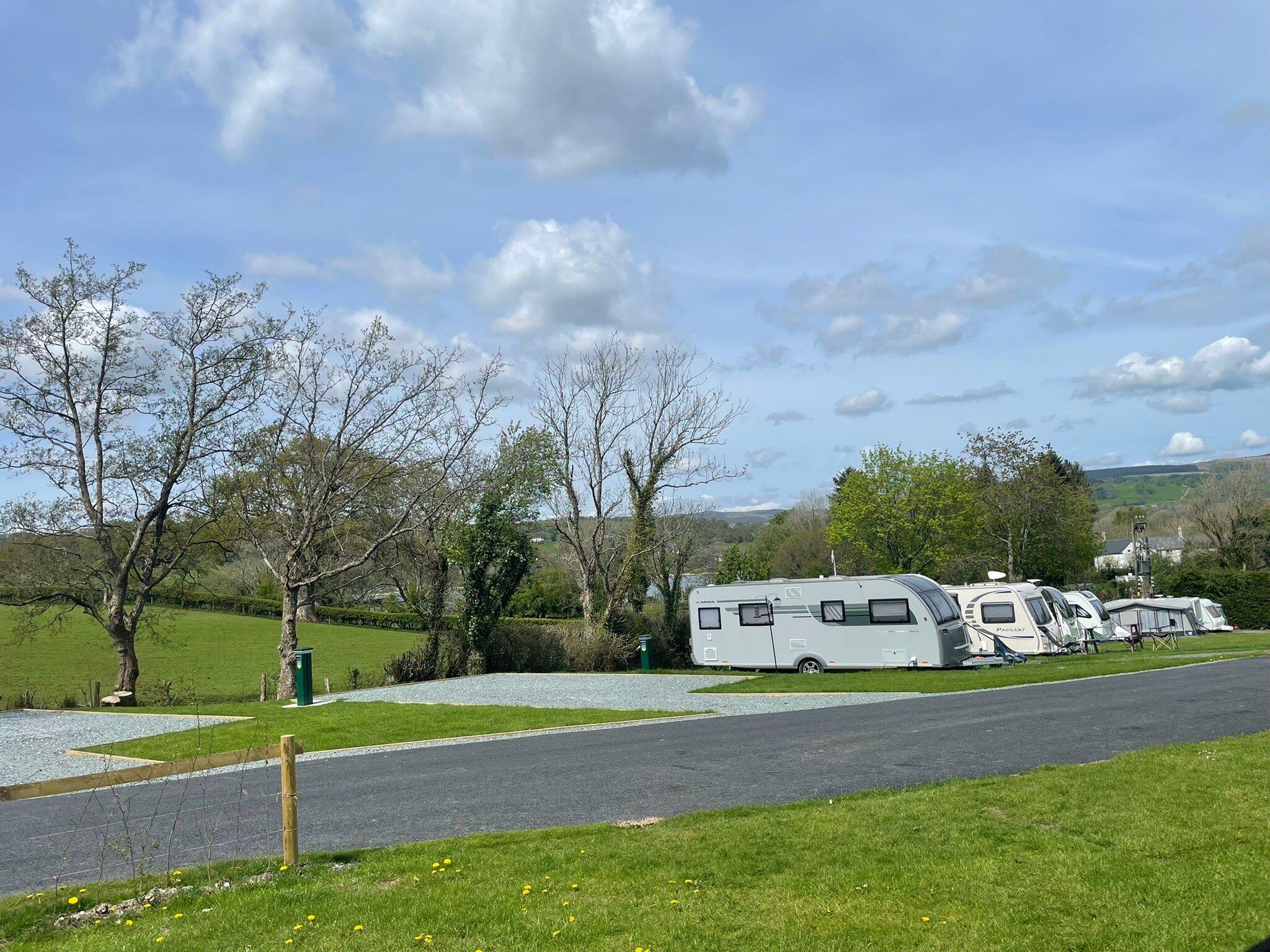 Pen-Y-Bont Camping