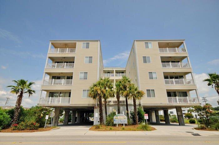 Ocean Breeze Luxury Villas By Elliott Beach Rentals