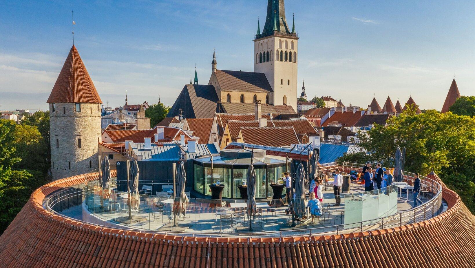 Fat Margaret Rooftop Cafe (Paksu Margareeta Katusekohvik)