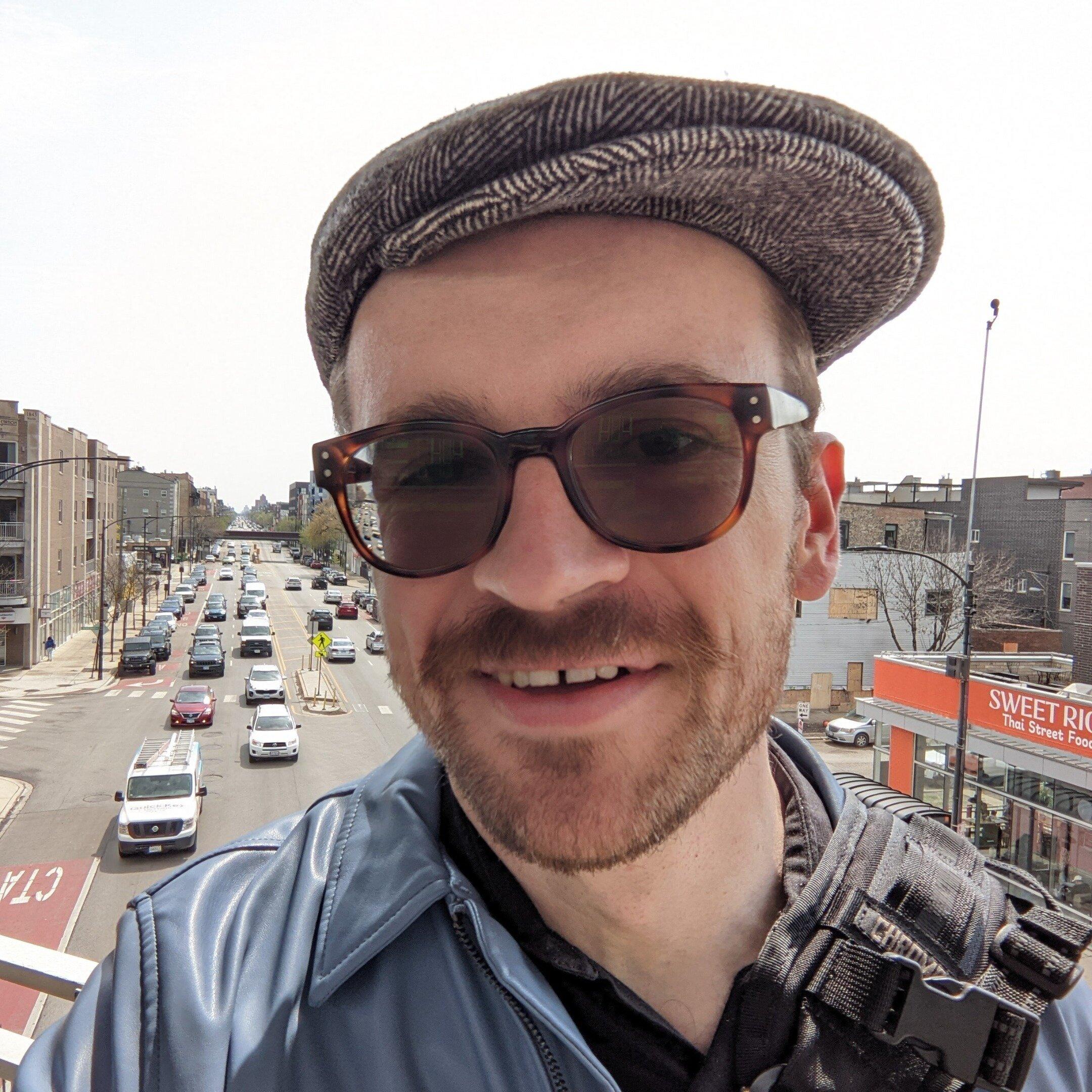 WALKIN' WITH COLIN - A*SHOW*ON*THE*GO!