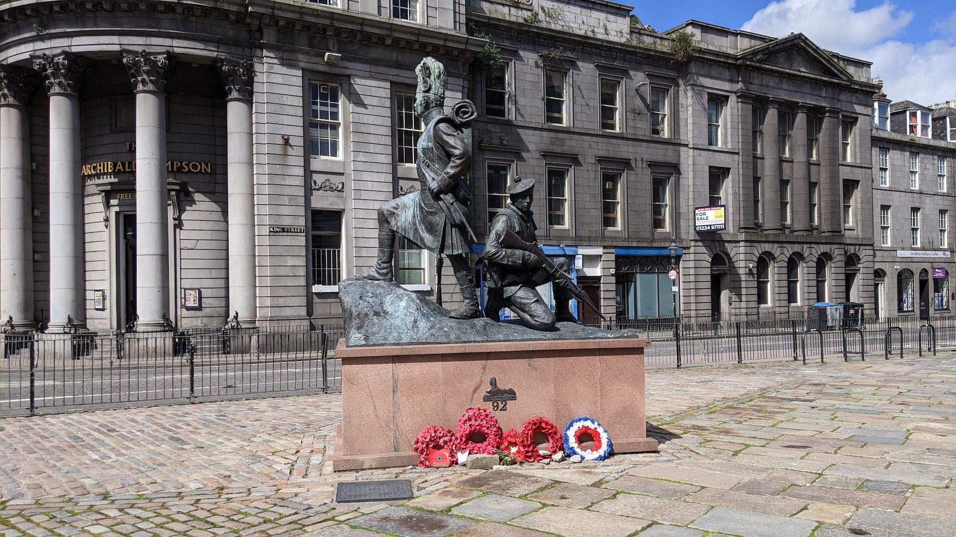 Gordon Highlanders Statue