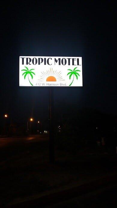 Tropic Motel
