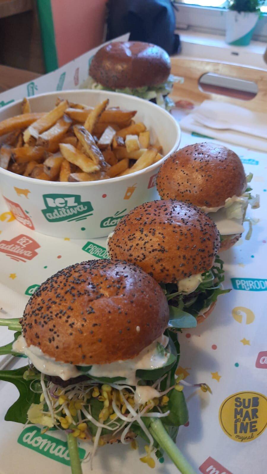 Submarine Burger Zamet