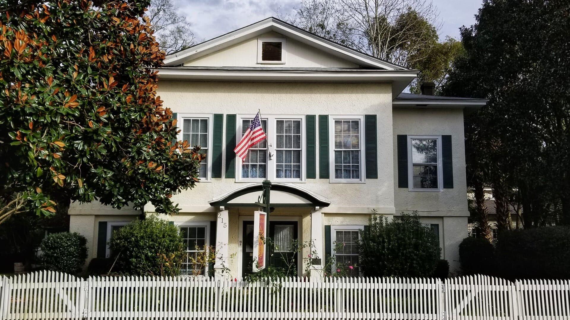 Millhouse Inn