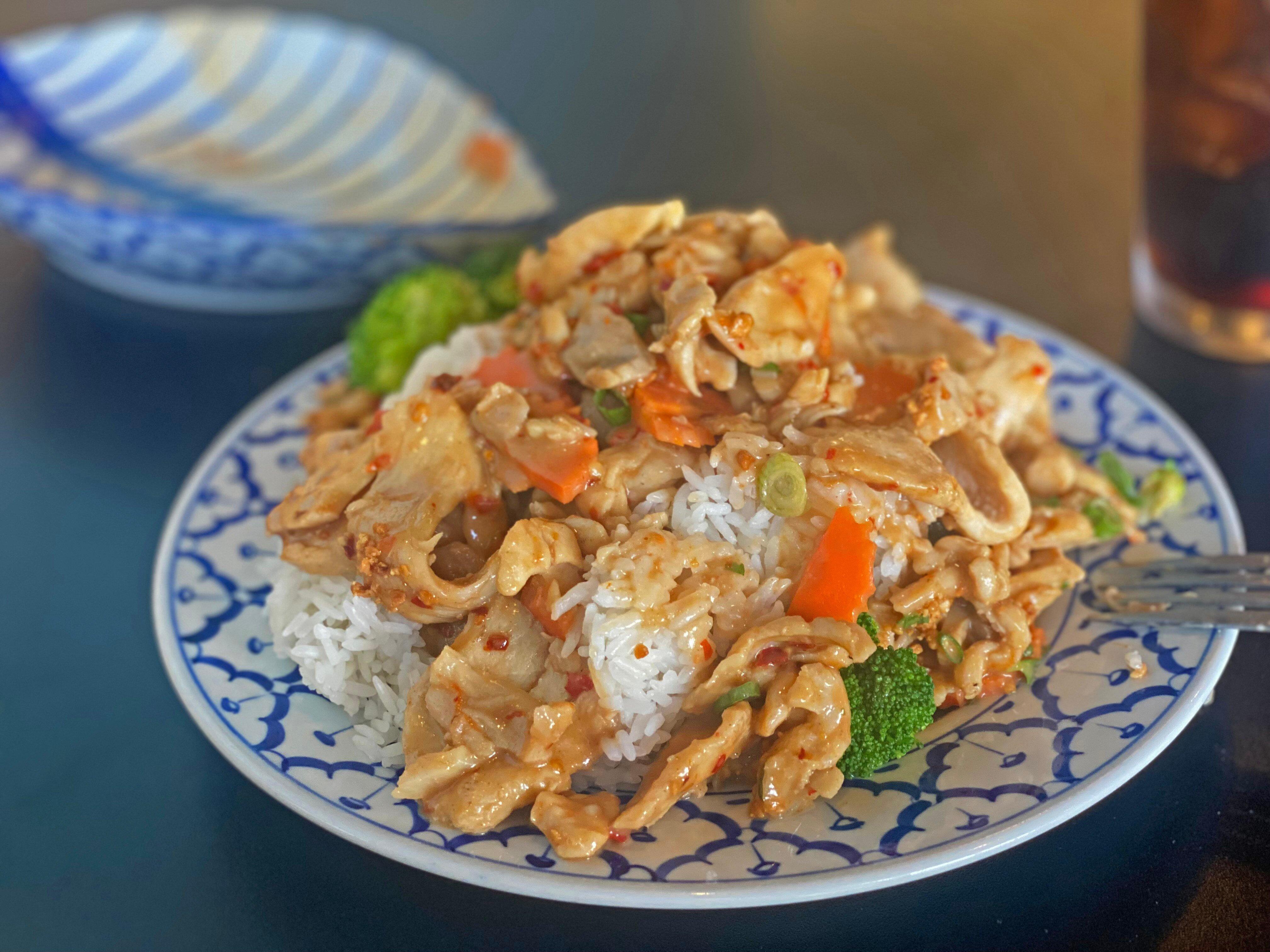 Tomyumkung Thai Cafe