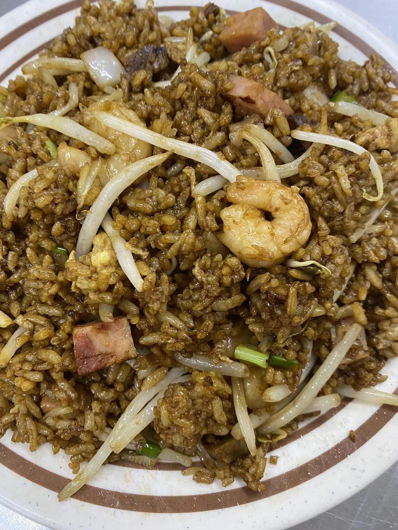 Lucky's Chop Suey