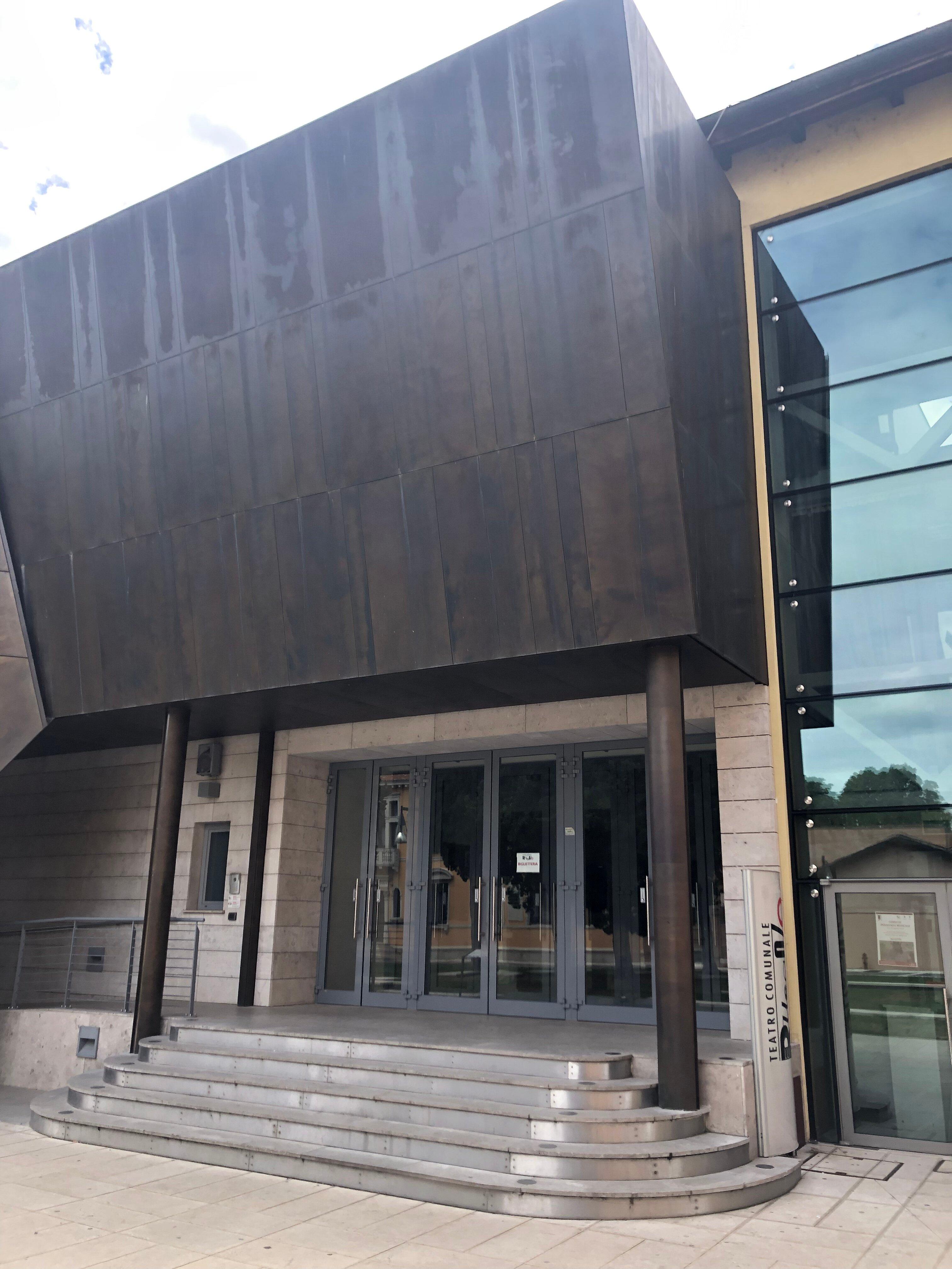 Teatro Comunale Luigi Russolo