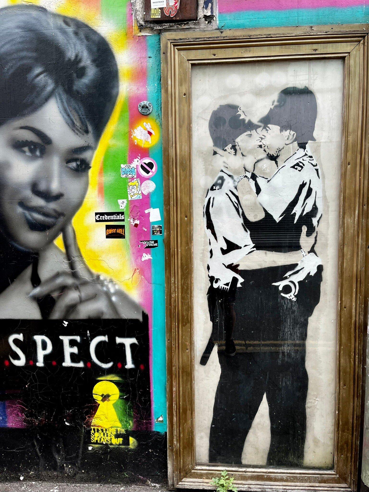 Banksy Kissing Coppers