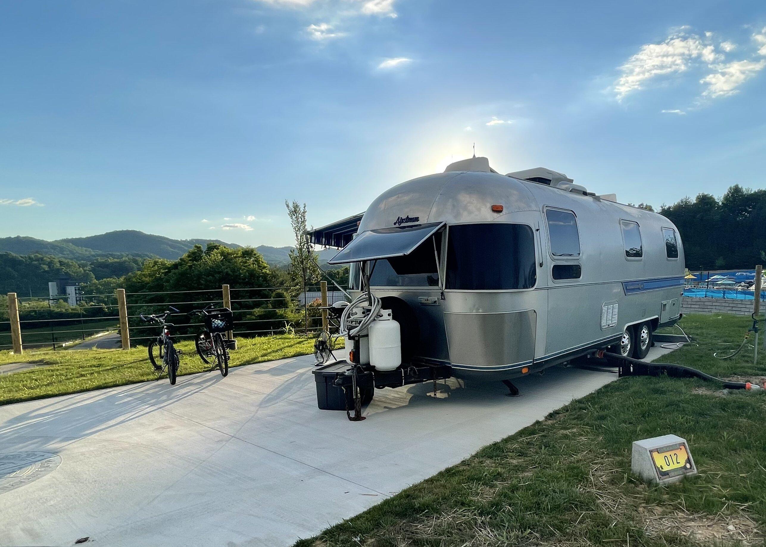 Camp Margaritaville RV Resort & Lodge-Pigeon Forge