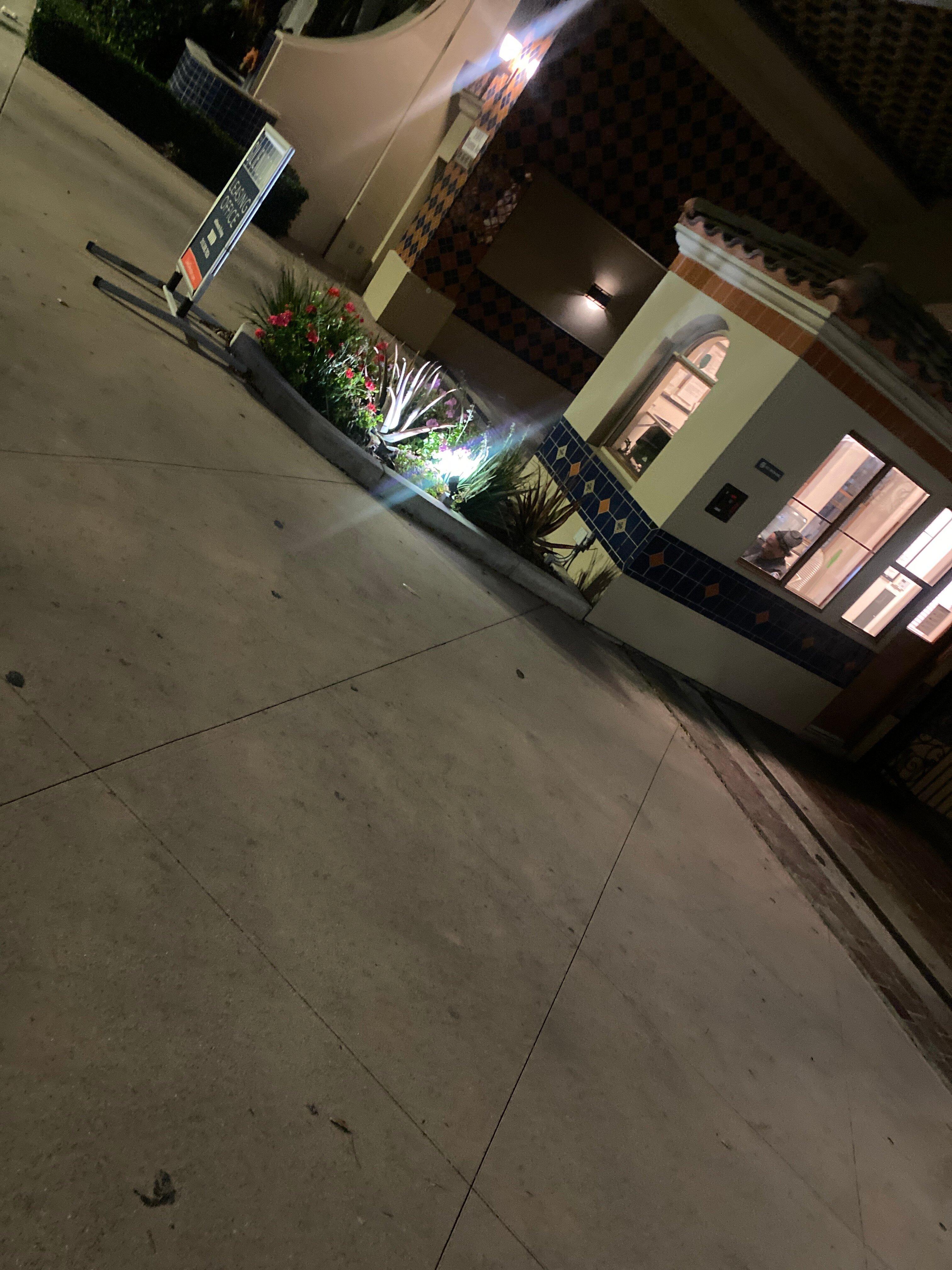 Global Luxury Suites At Tiverton Ave