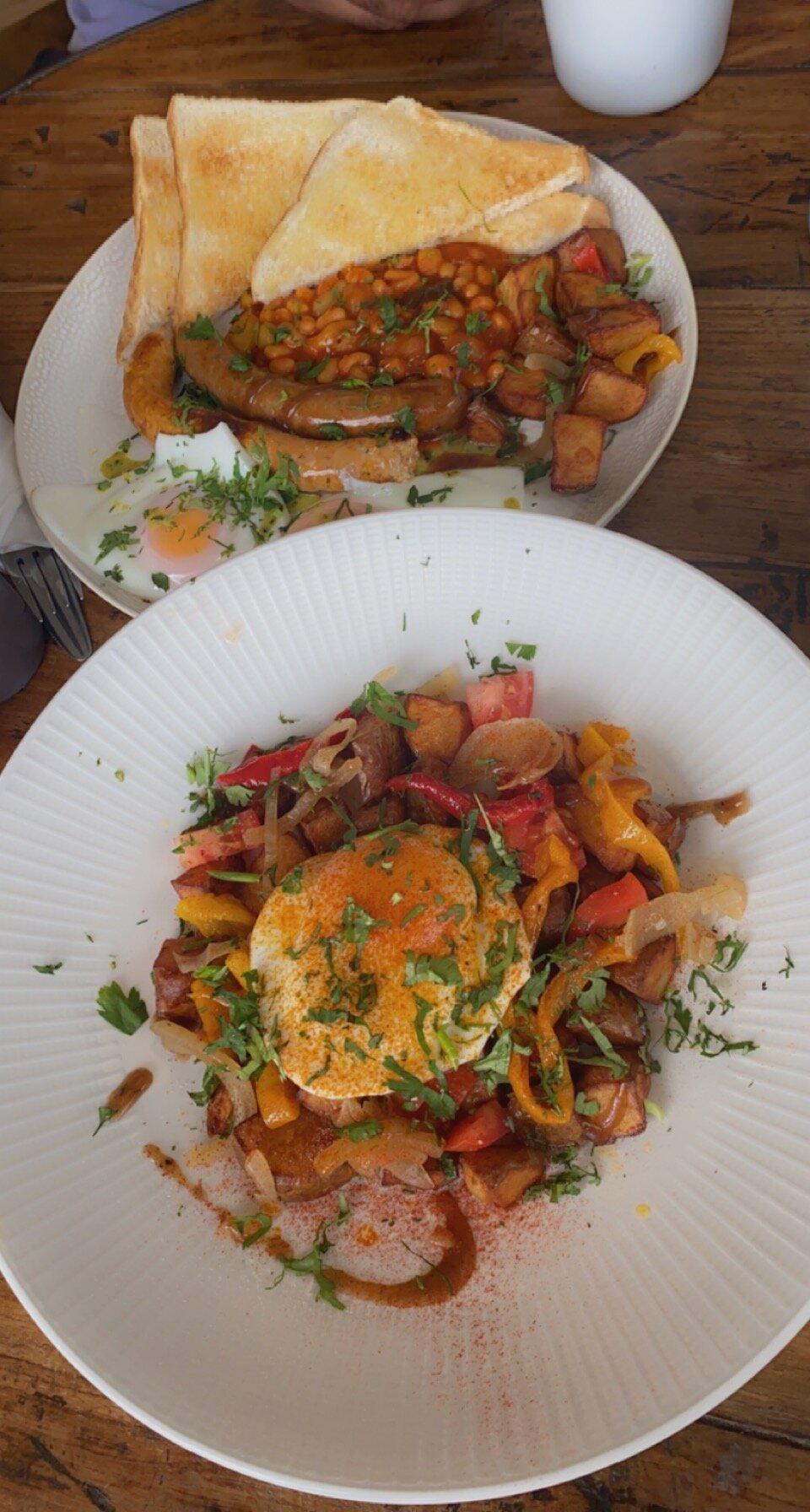 Strada Cafe, Heckmondwike