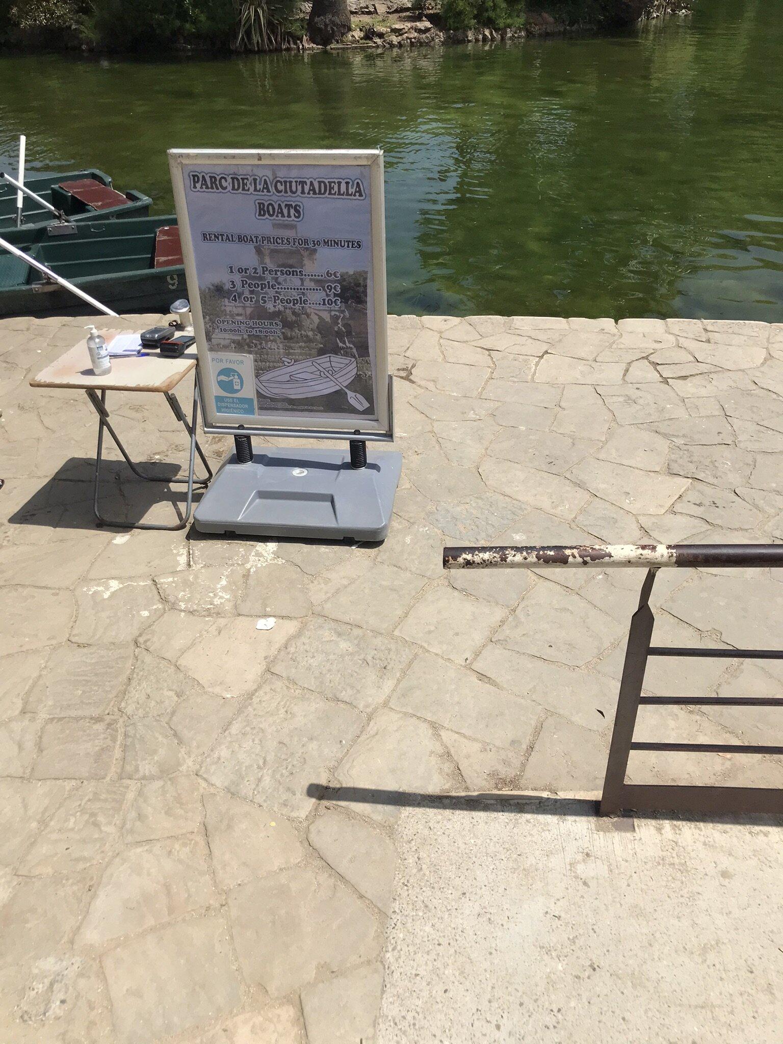 Barques Del Parc De La Ciutadella