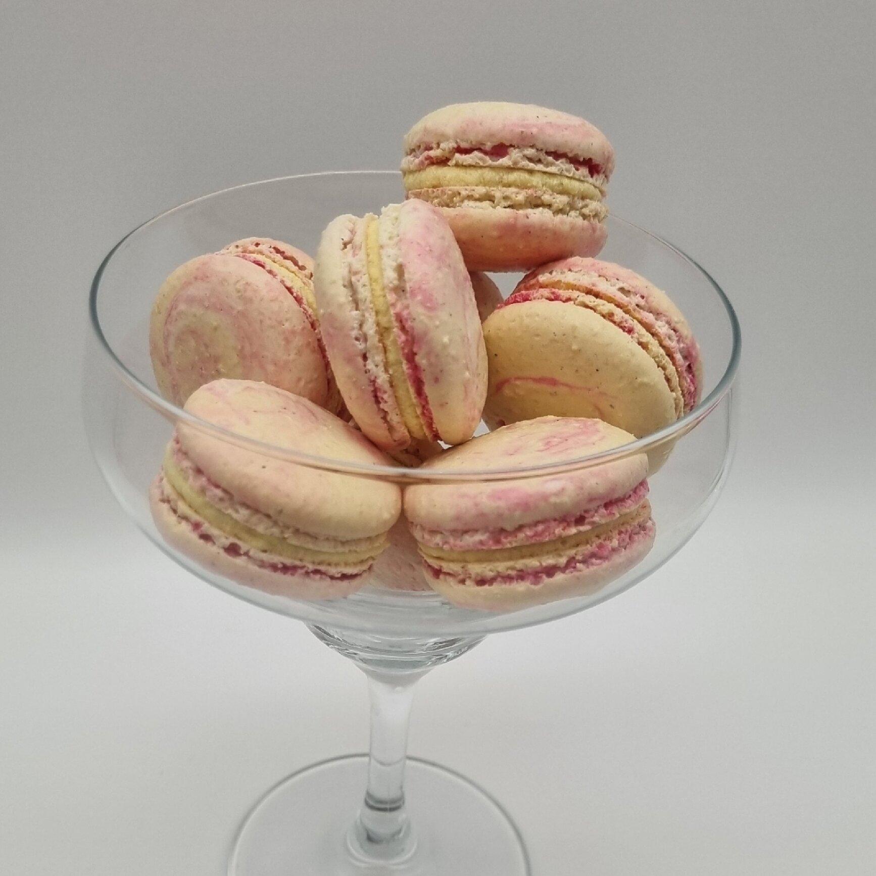Sweet Vanilla Macarons