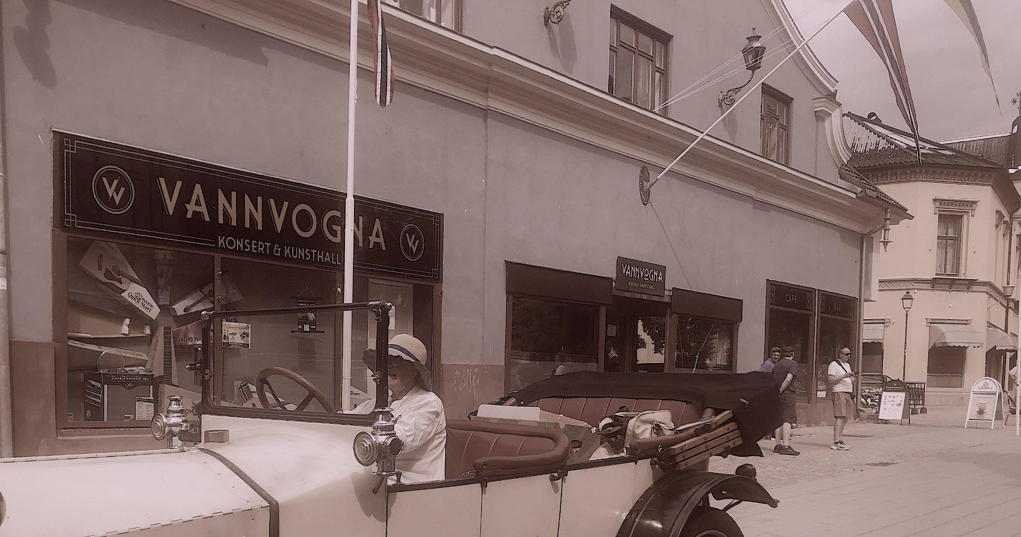 Vannvogna Cafe & Bar