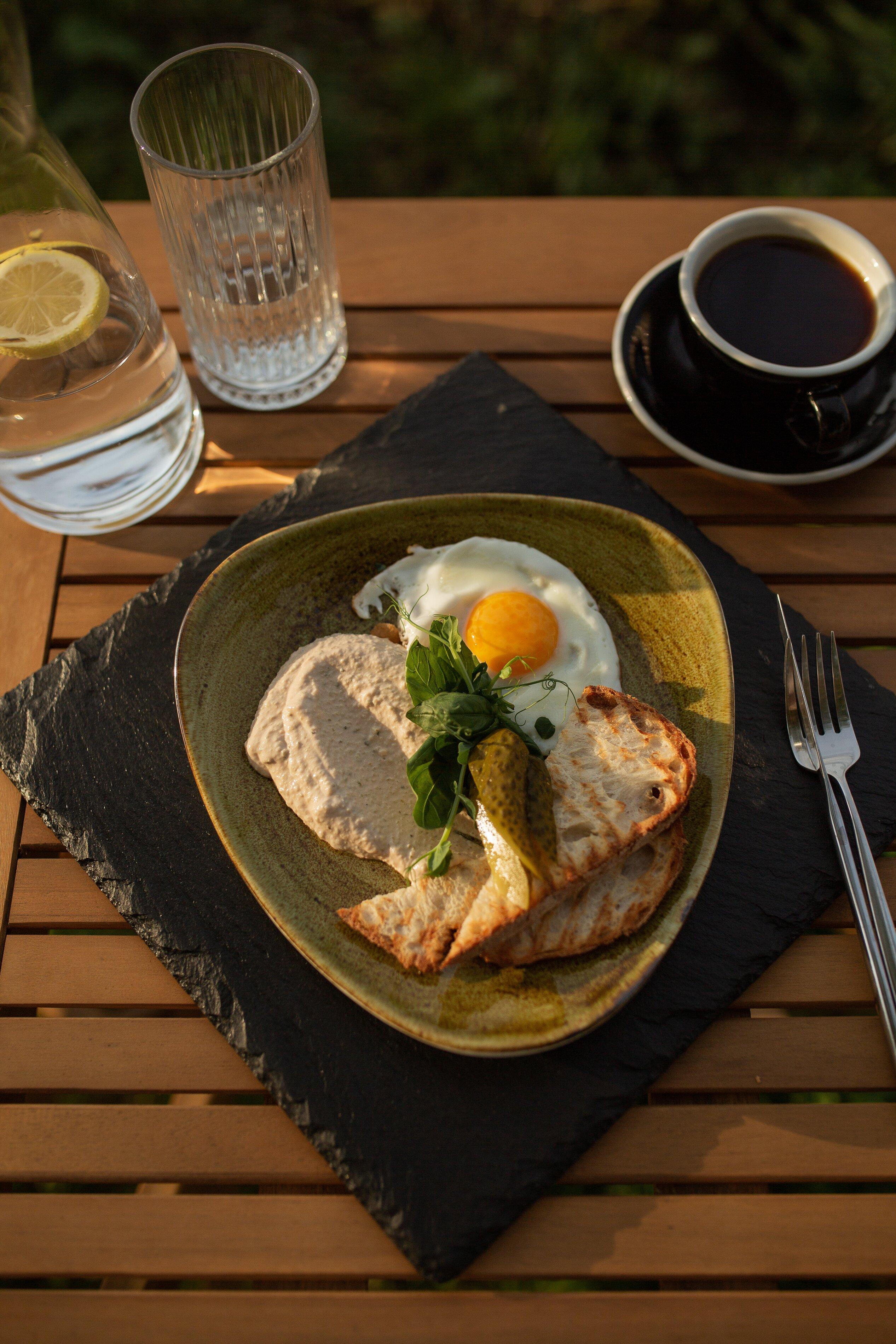 Bun Coffee Shop and Bakery