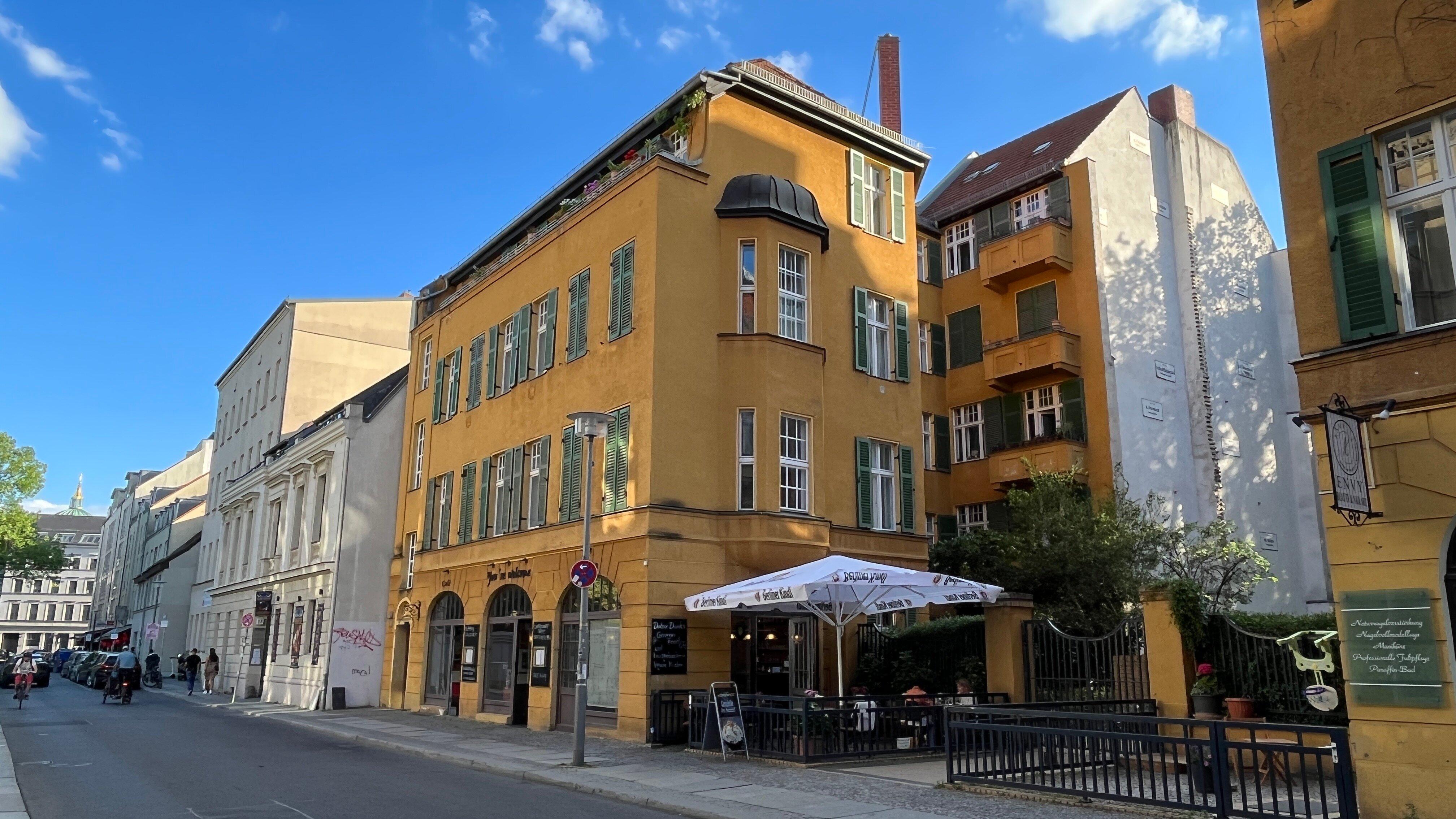 Café Bistro You're Welcome