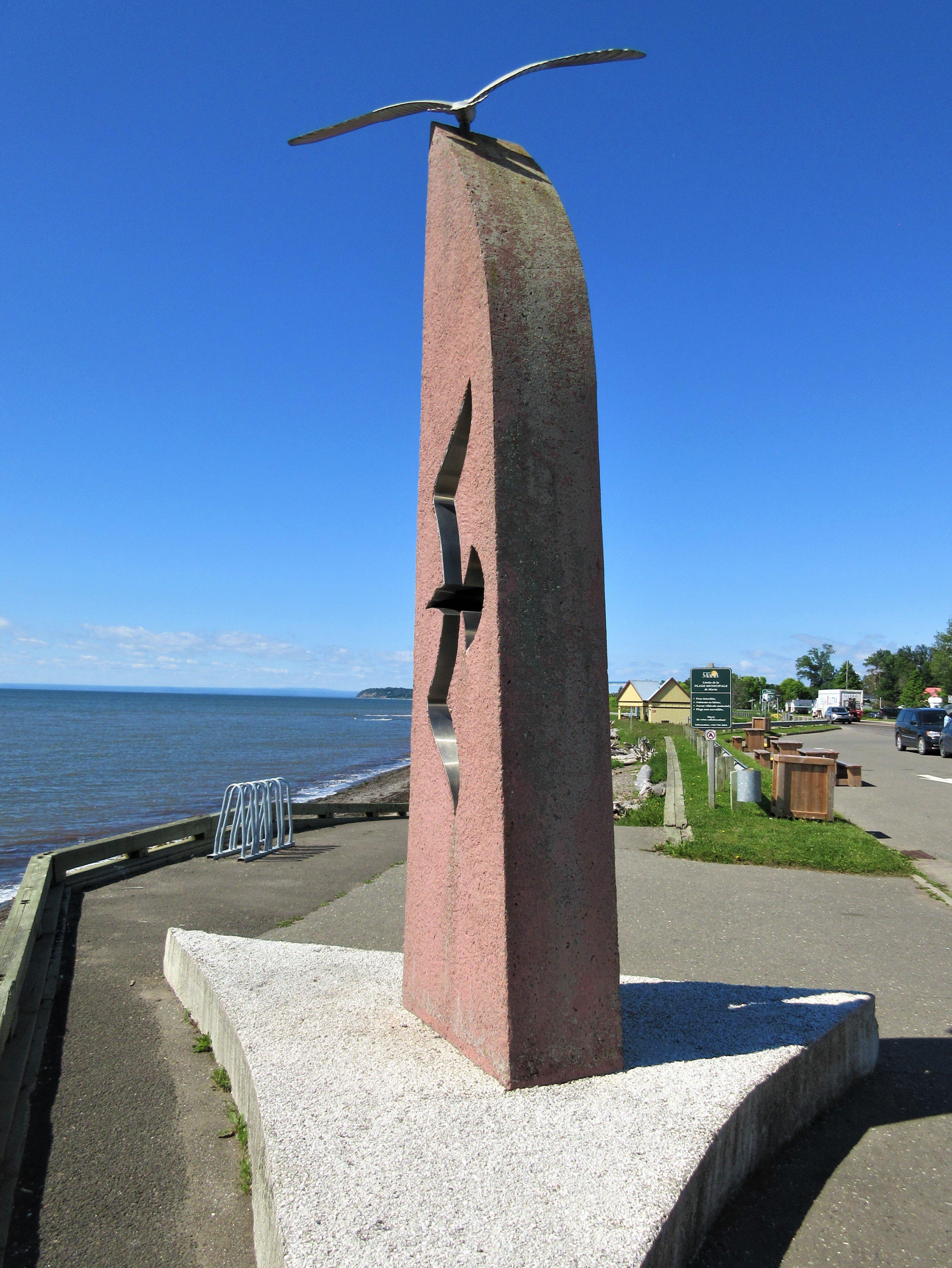 Halte Routière Et Plage Municipale