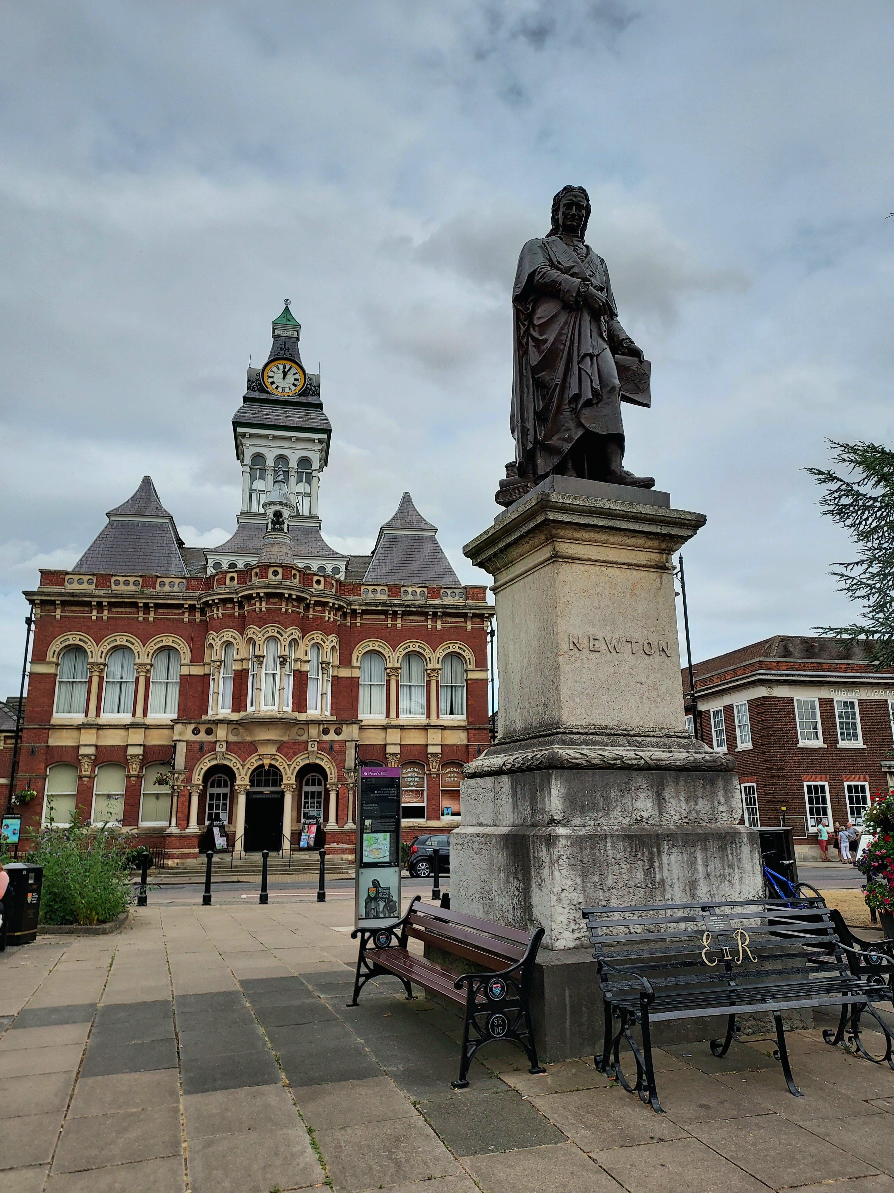 Statue Of Sir Isaac Newton