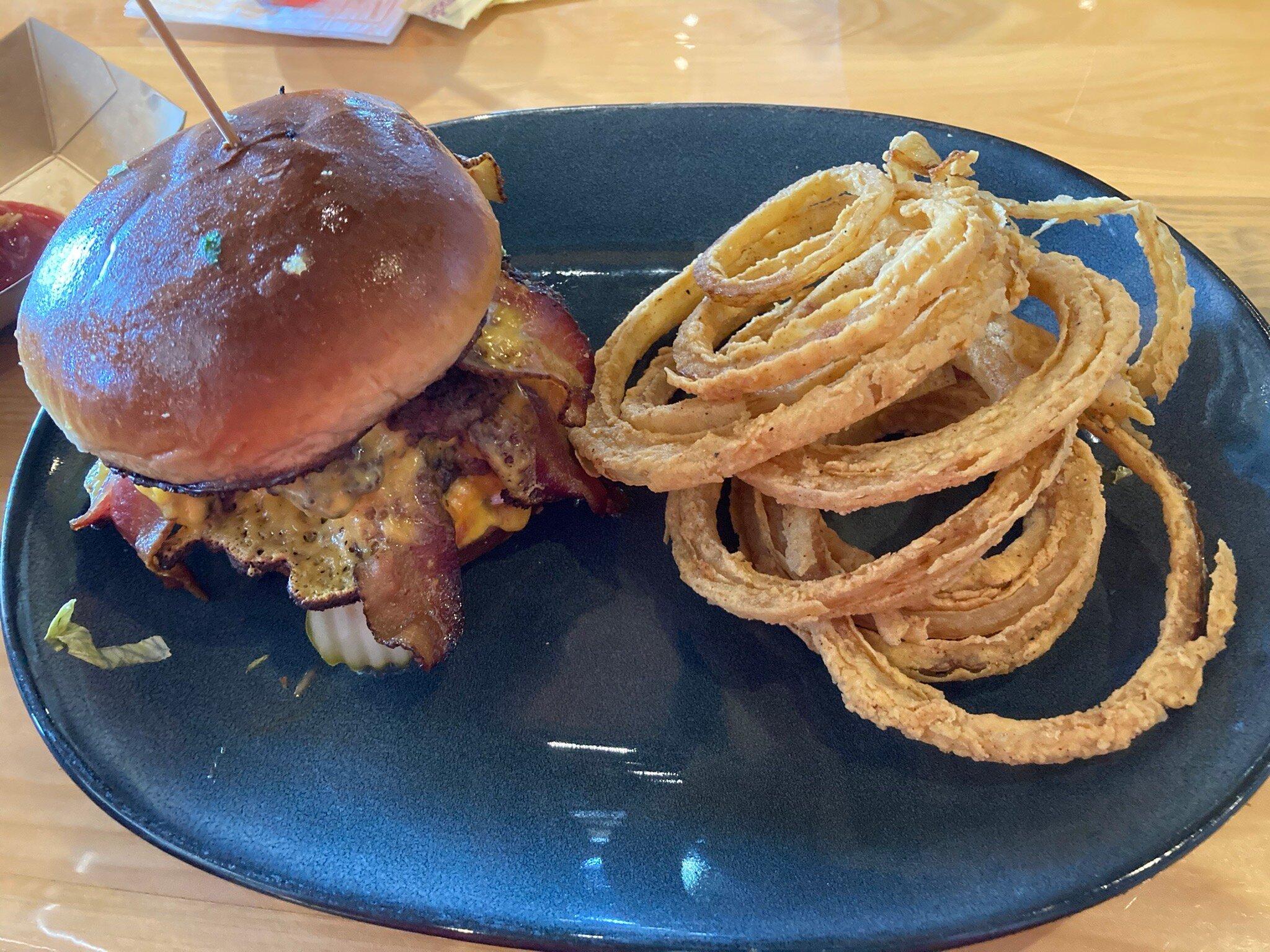 Walk-On's Sports Bistreaux - Oxford Restaurant