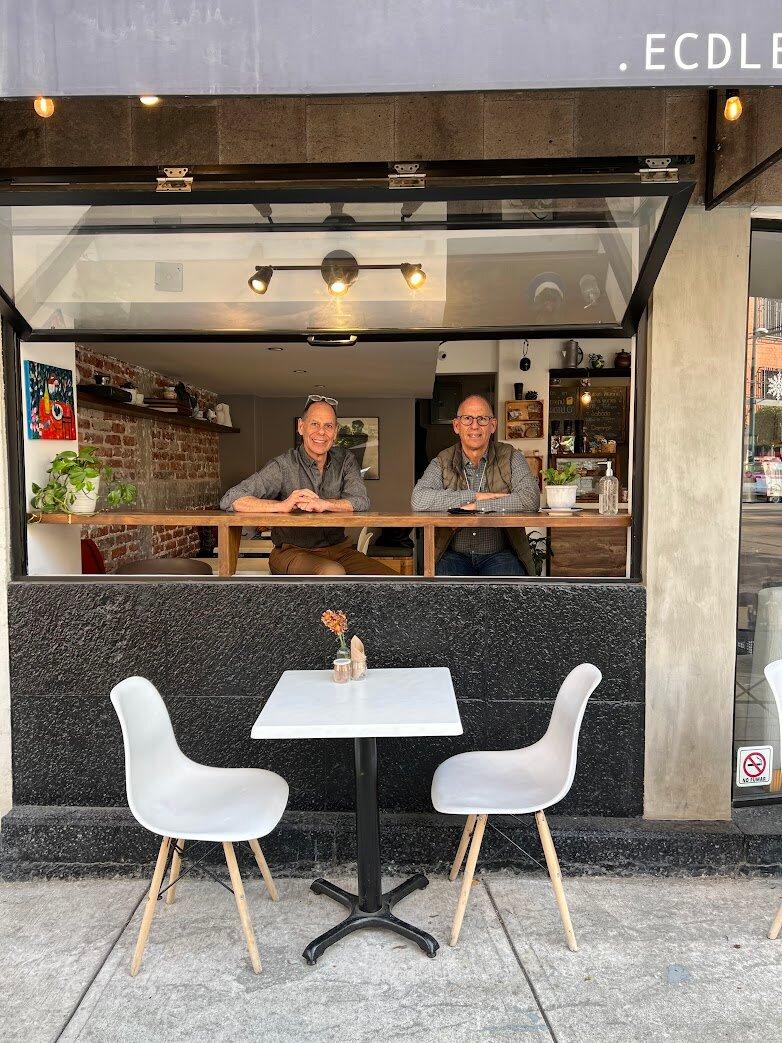 El Cafe De La Esquina