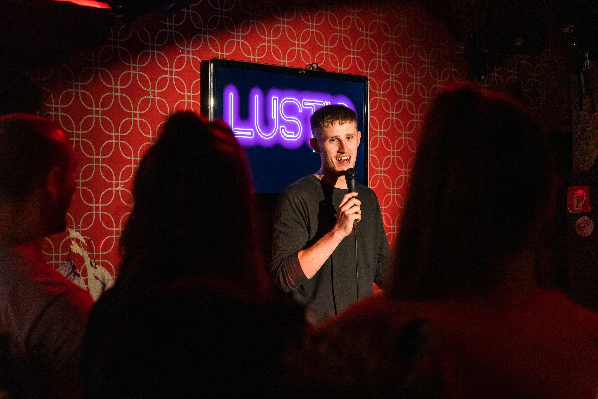 Lustig Comedy Club