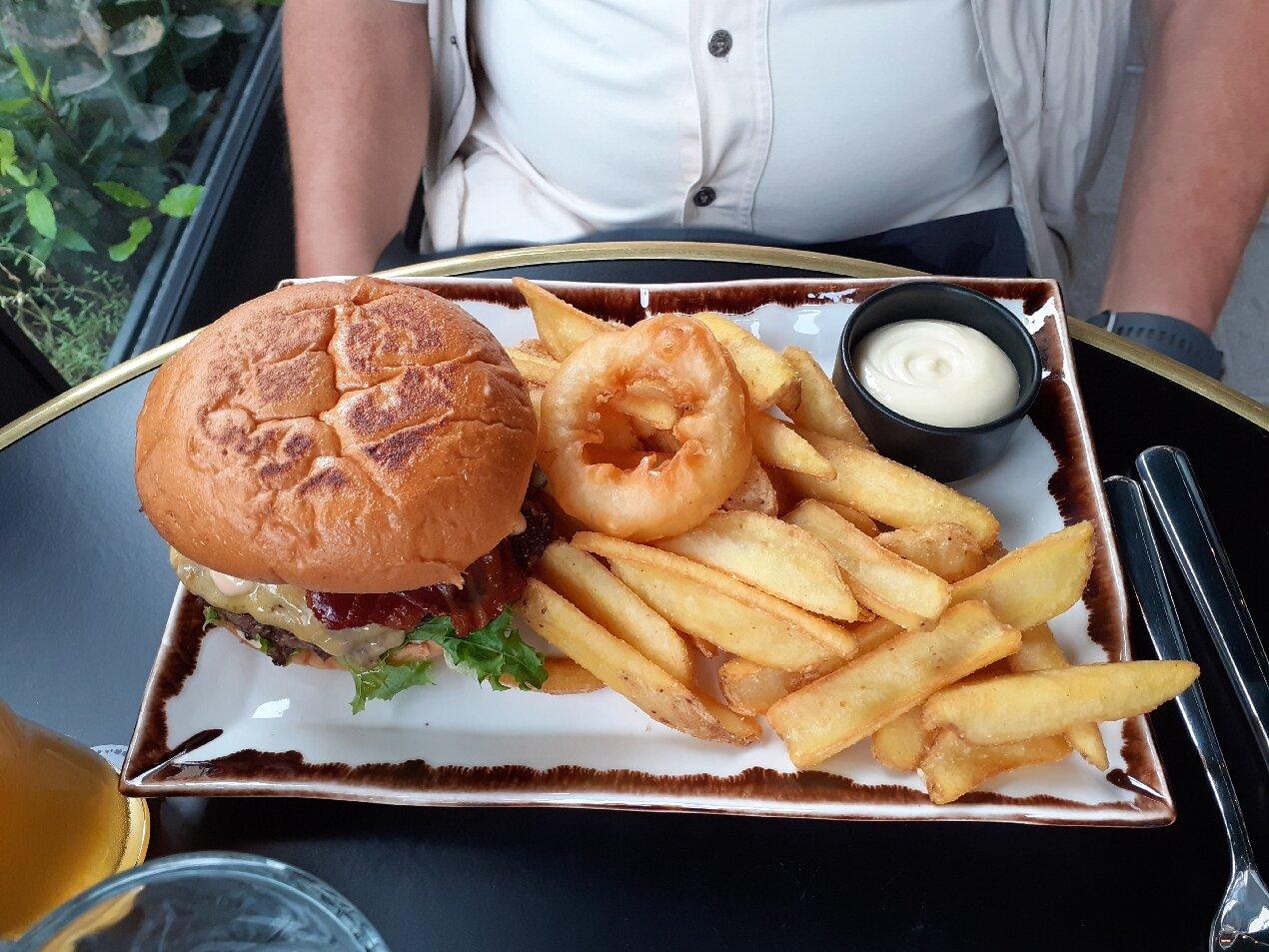 Photo by Safari64758334849