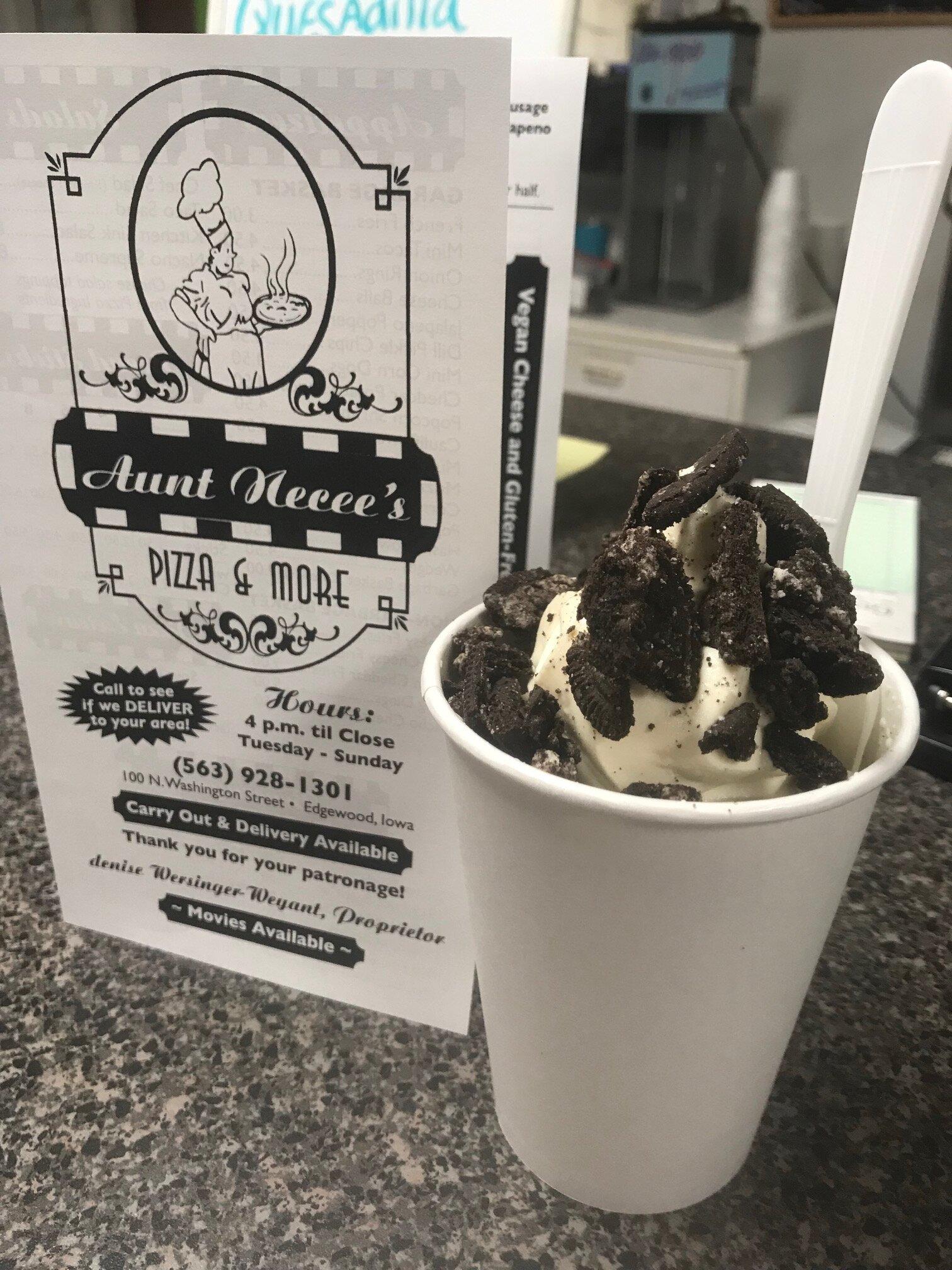 Aunt Necee's Pizza