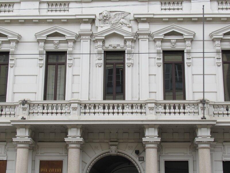 Palazzo Via Manzoni 38