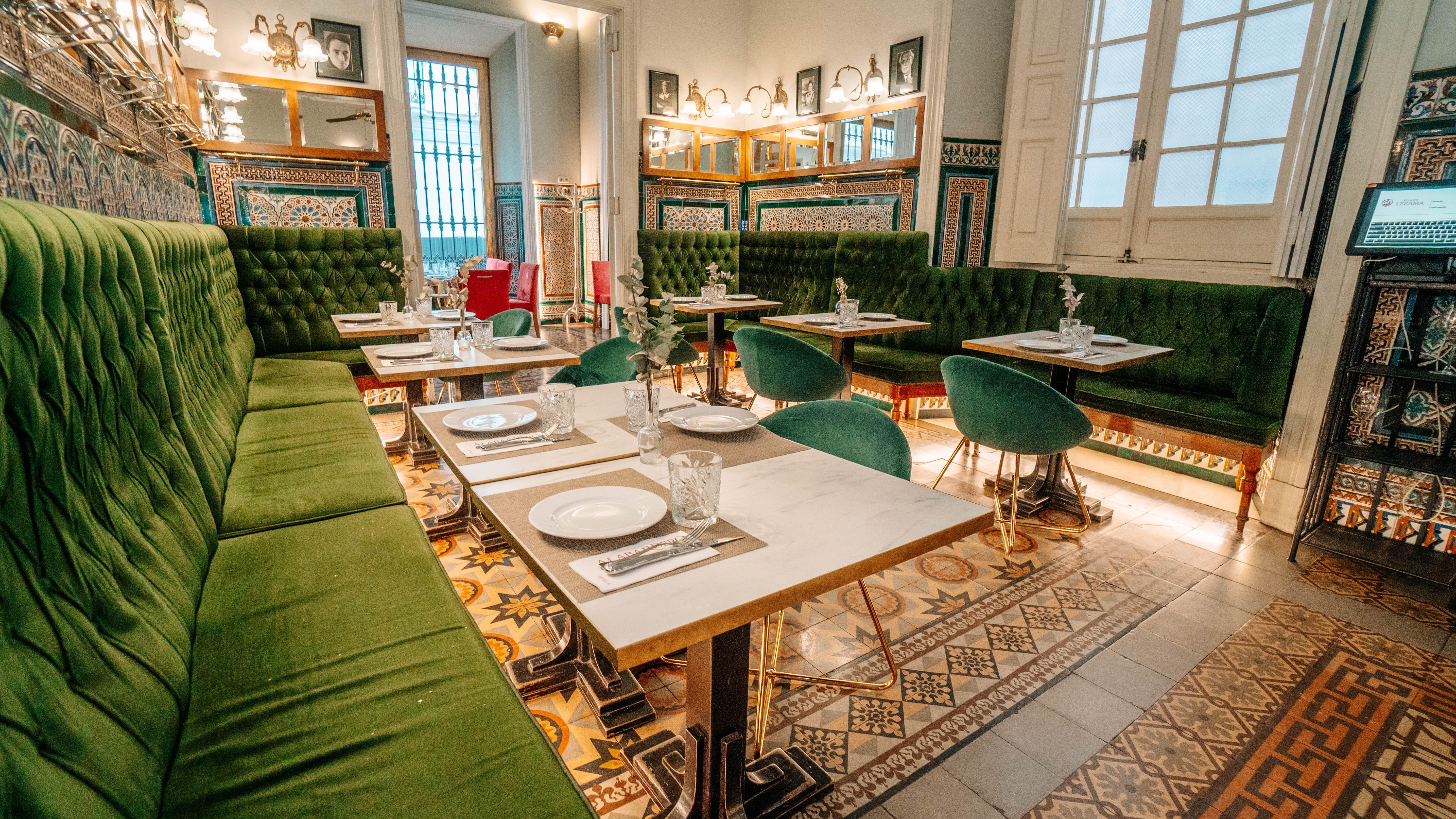 Taberna Del Alabardero De Sevilla