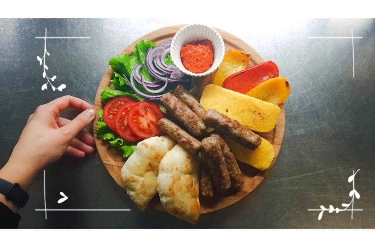 J'S HOUSE - The Real Balkan Grill