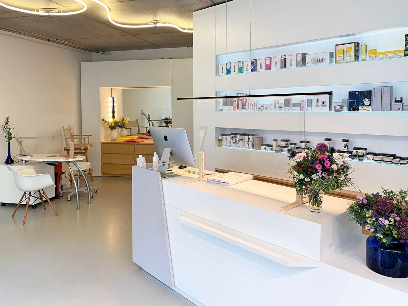 Blank Cosmetic - Kosmetikstudio