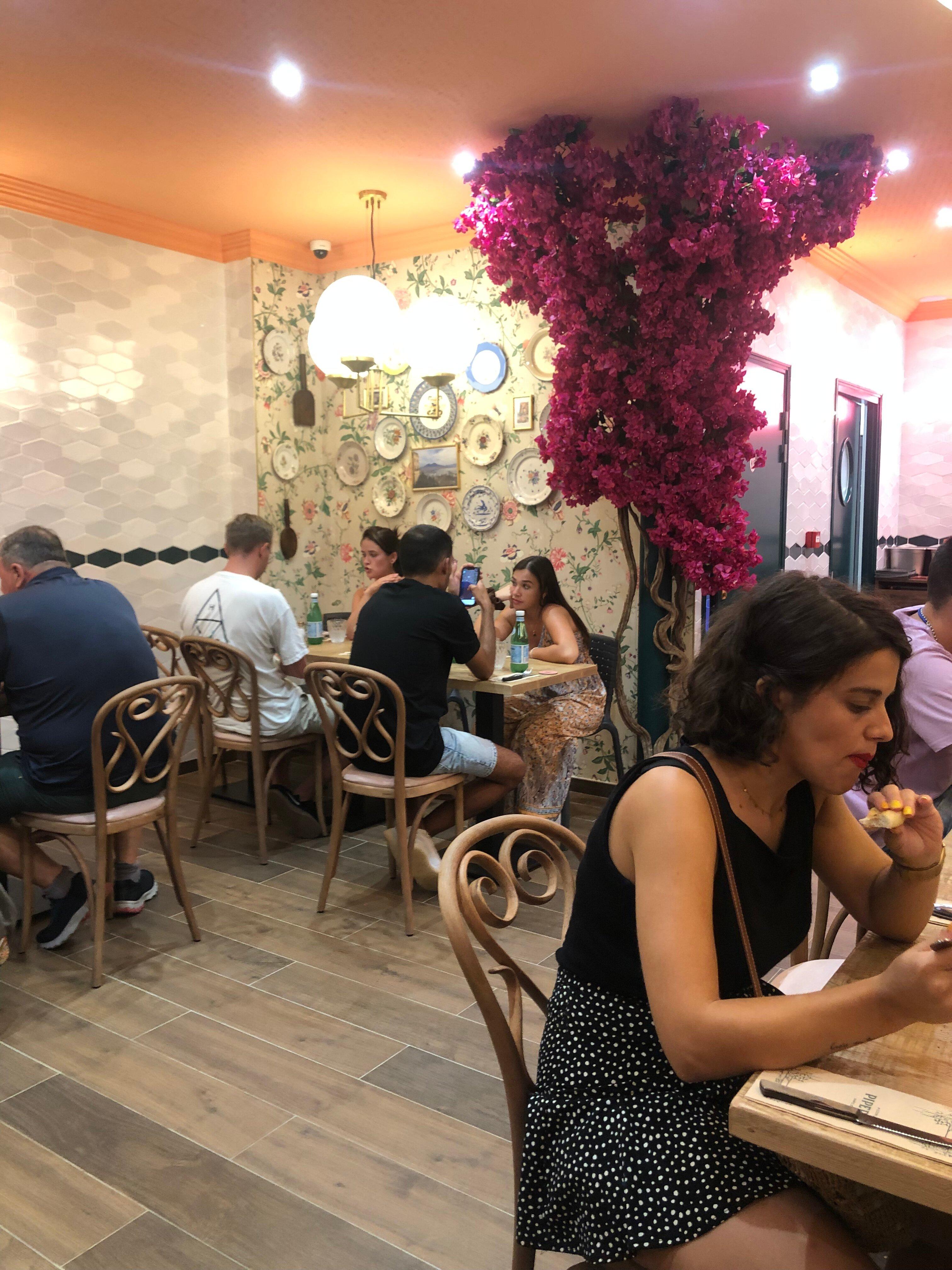 Photo by Alessandro A