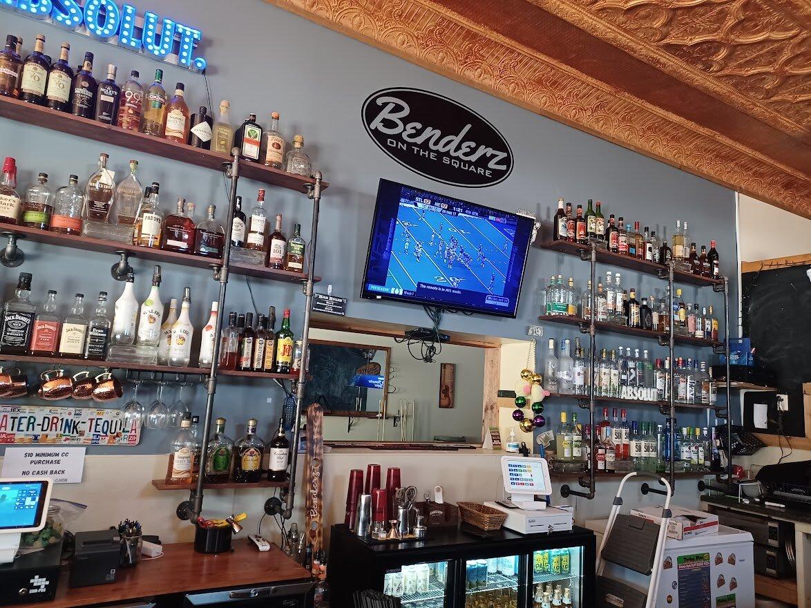 Benderz On The Square