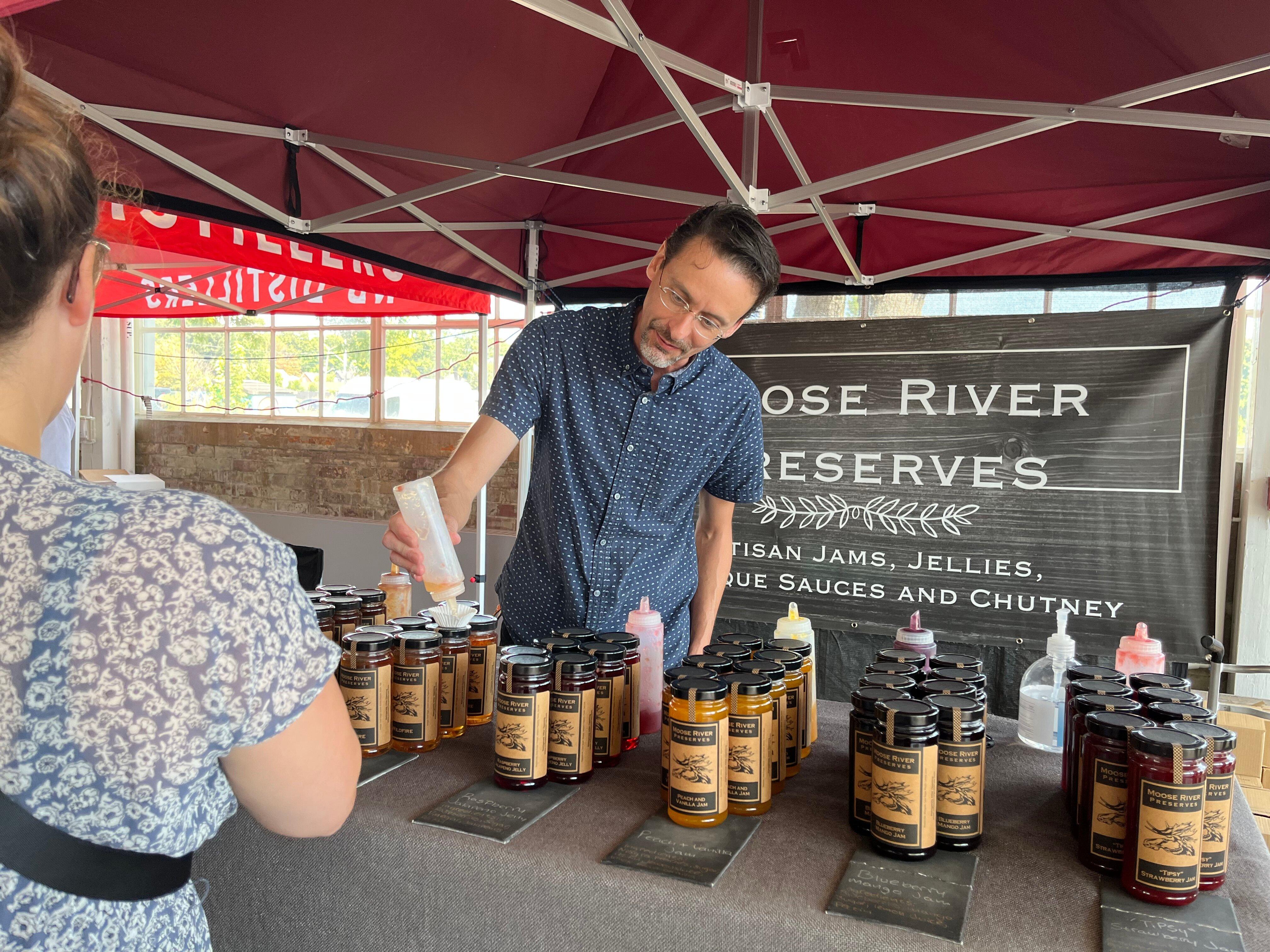 Lakeview Farmers' Market