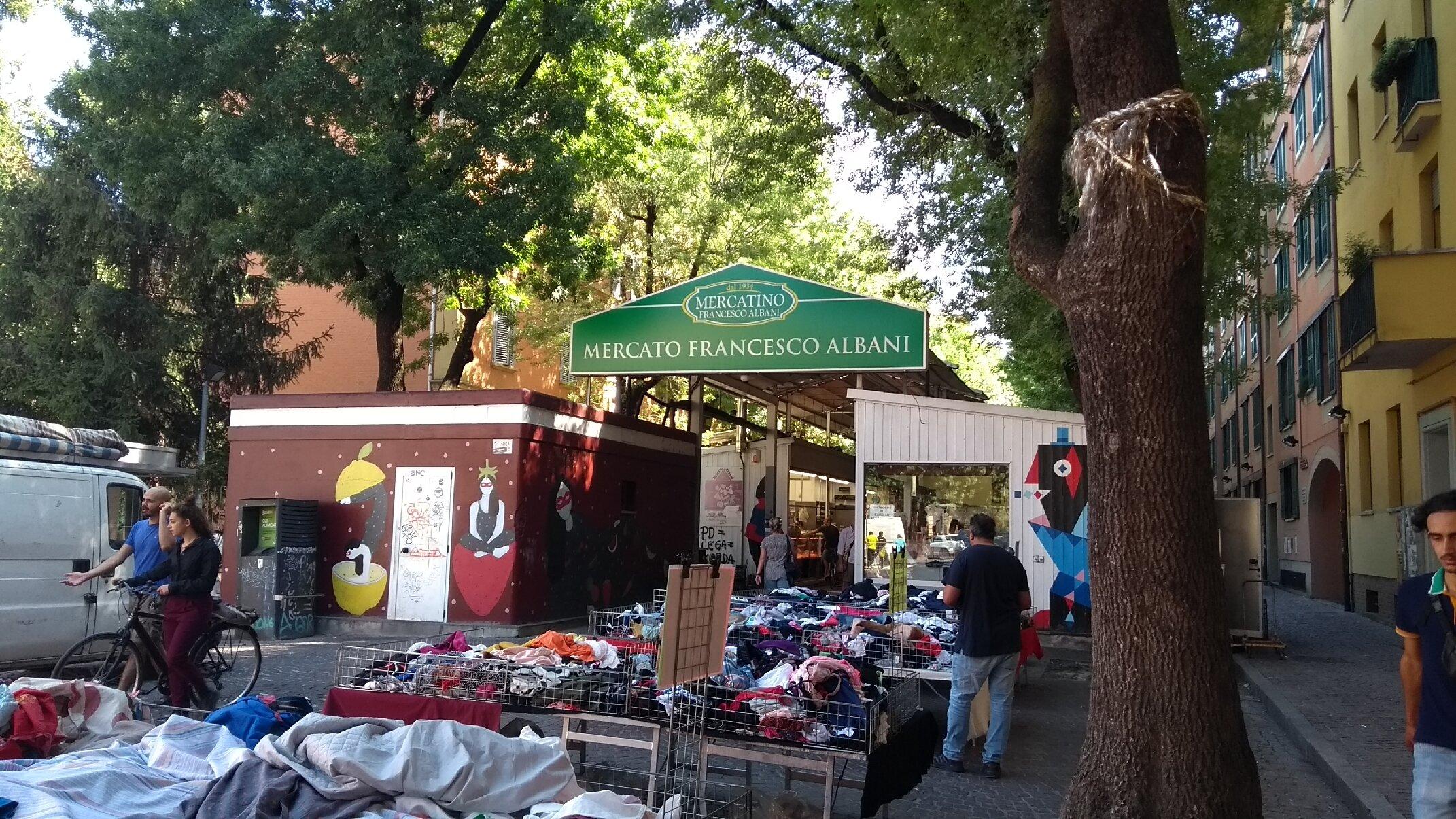 Mercato Albani