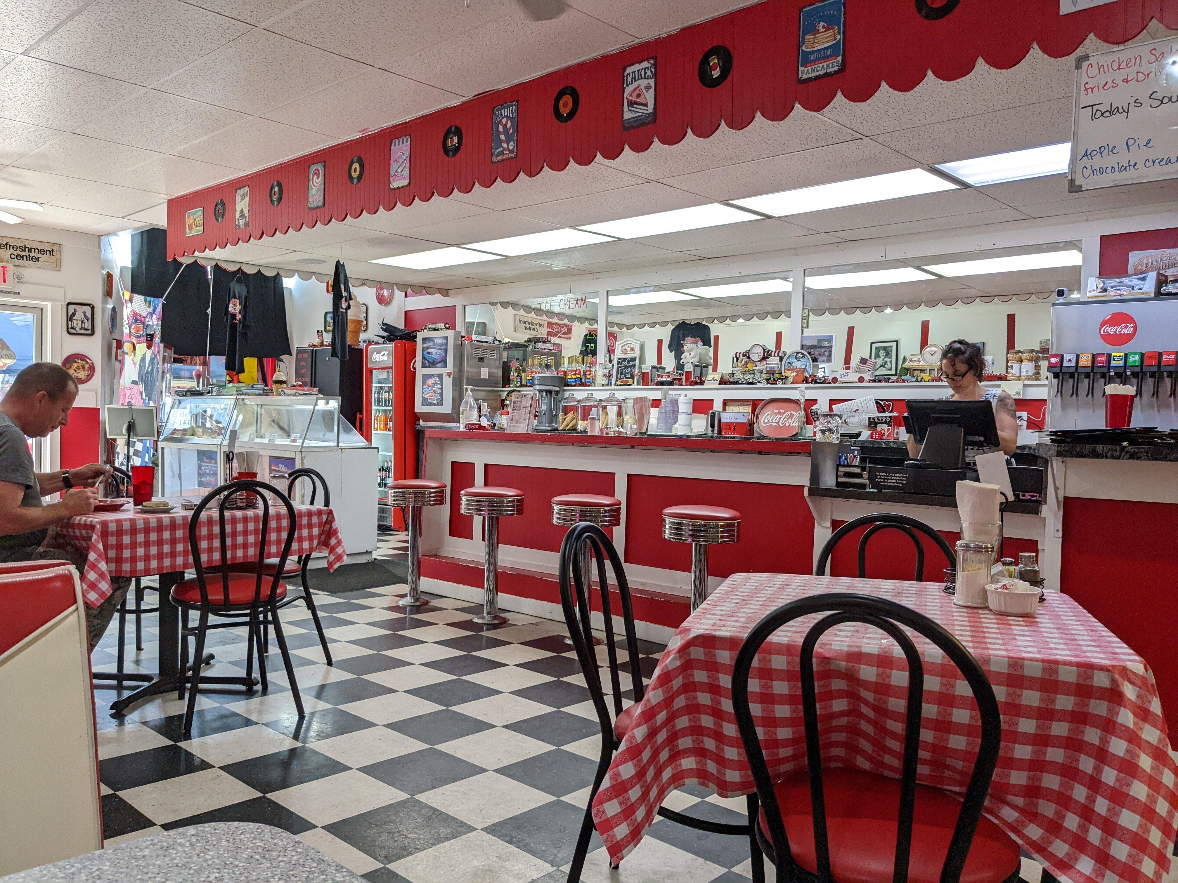 Kristi’s 50’s Cafe