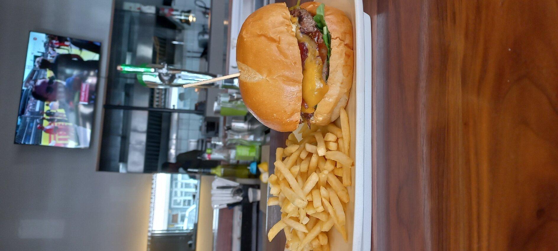 Photo by ExplorerPete18