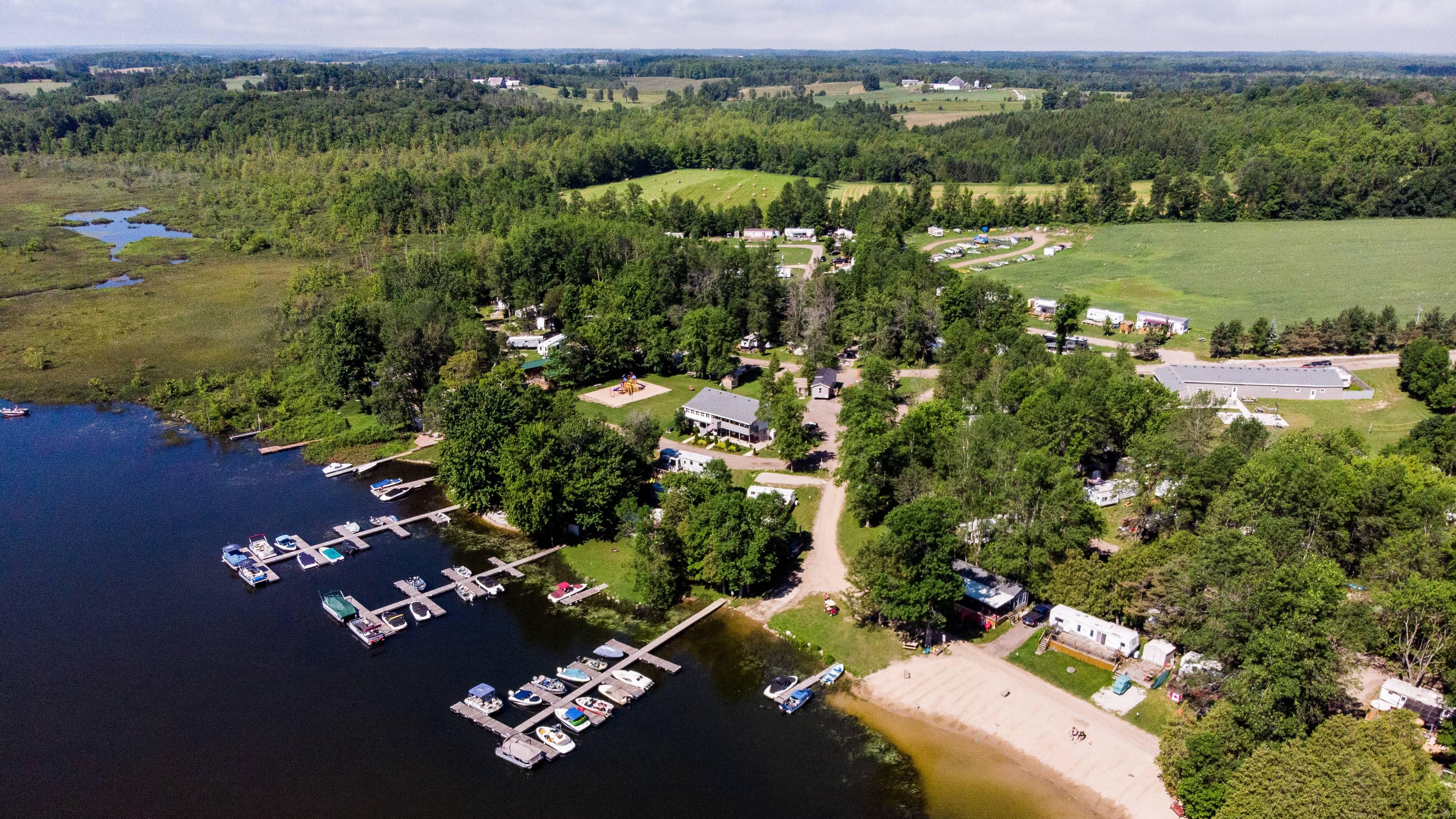 Sun Retreats Arran Lake