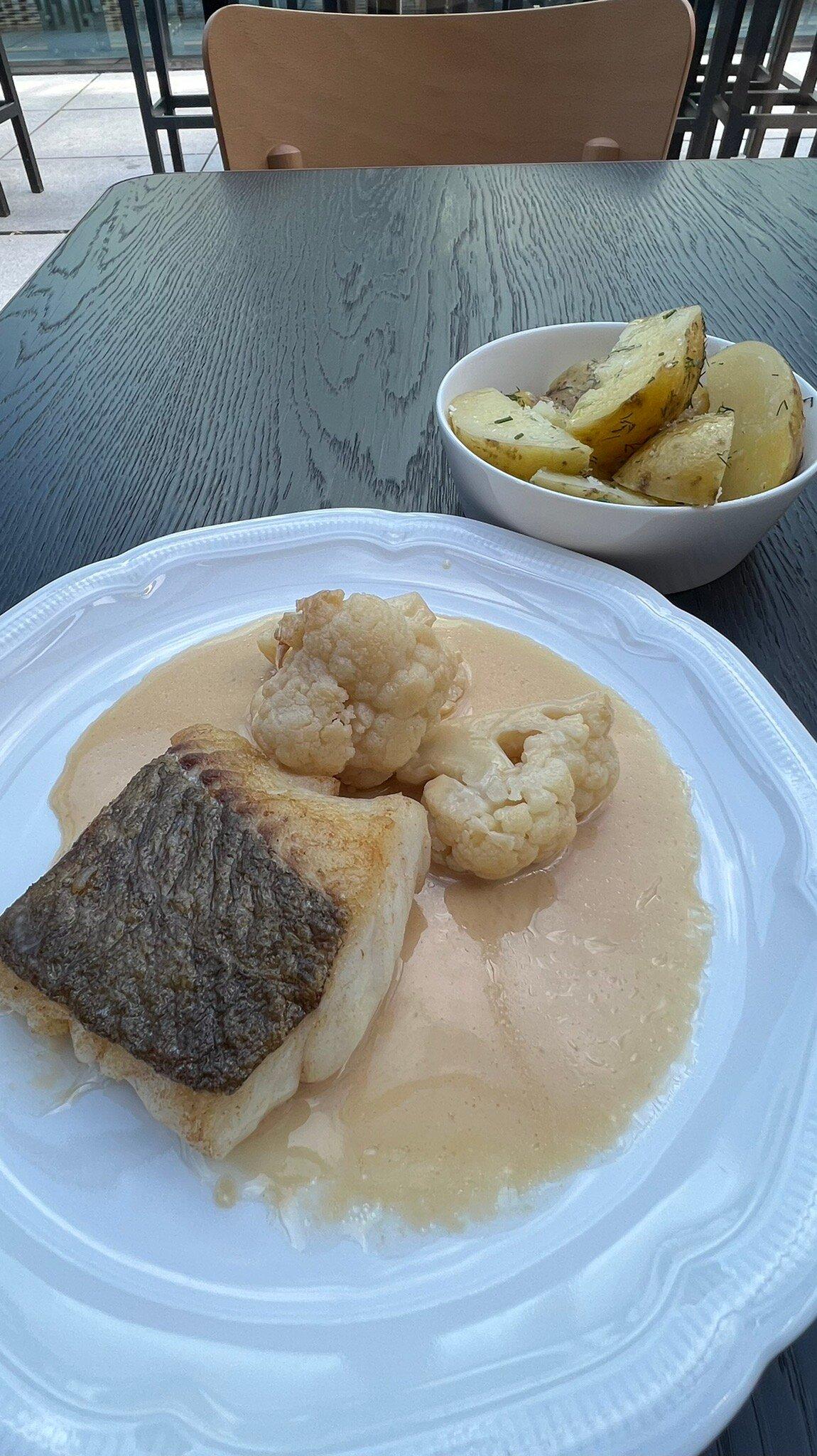 DOCK19 By Mateusz Gessler