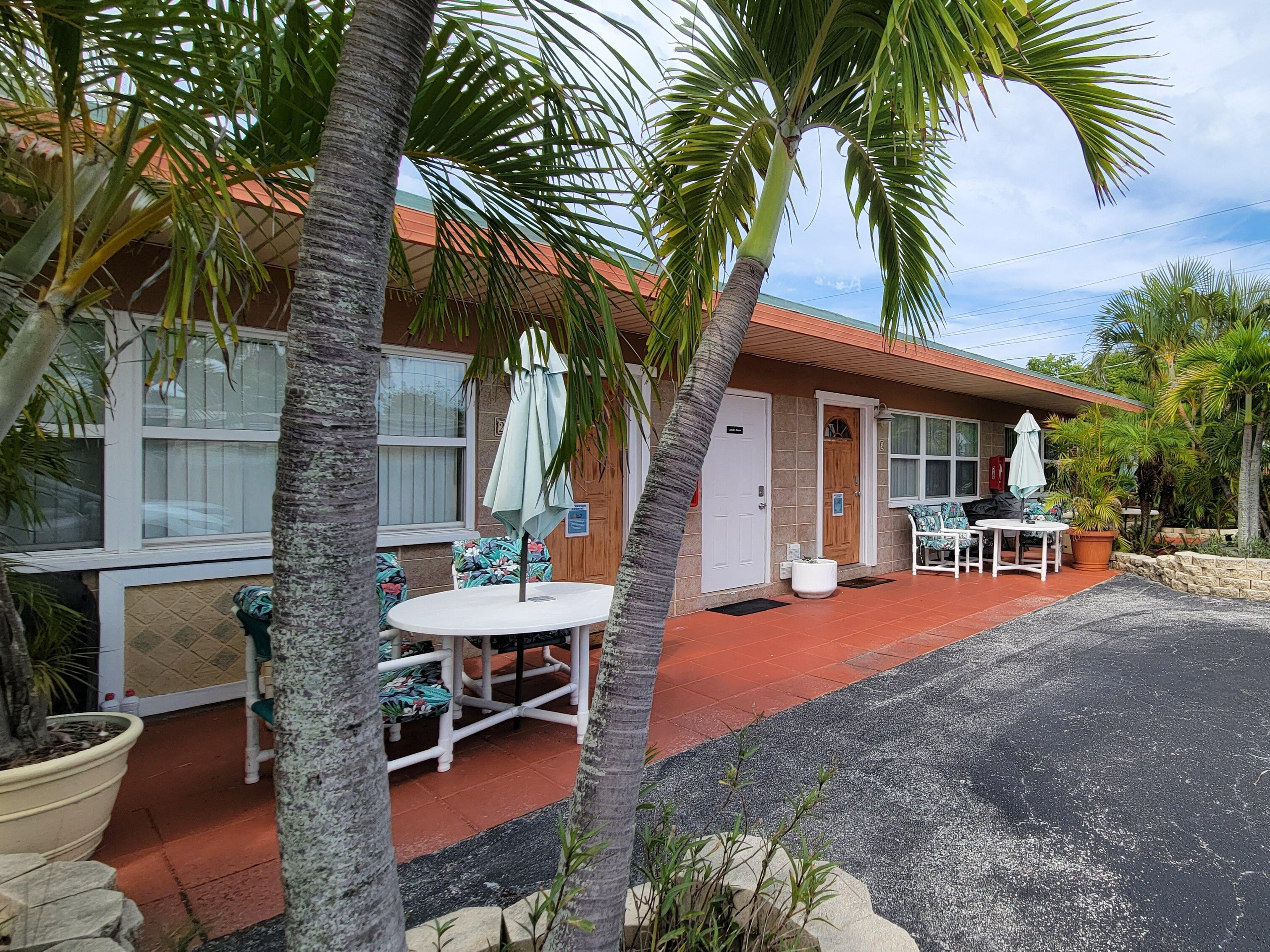 Coco Sands Beachside Cottages