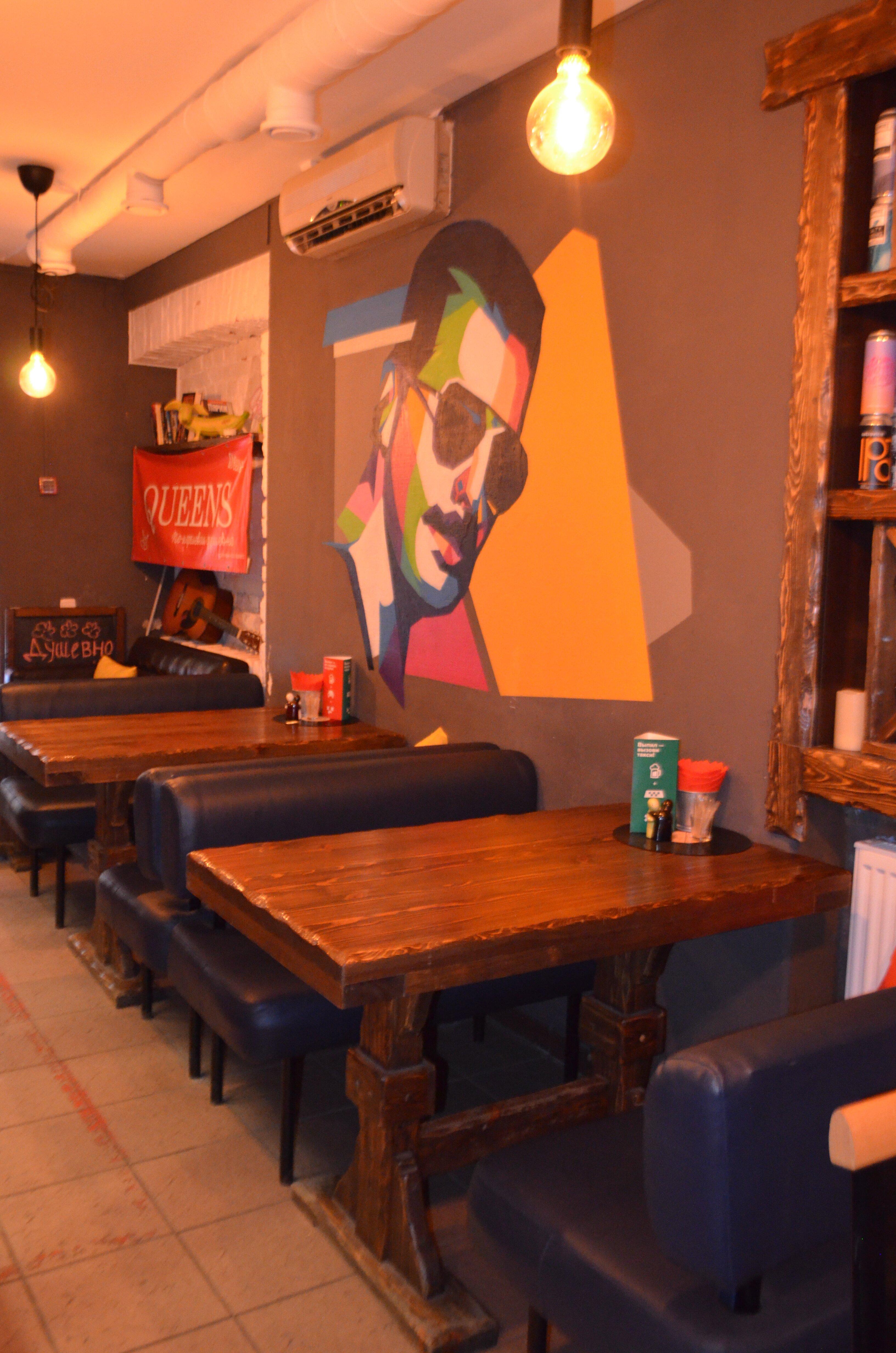 Photo by Queens2021bar