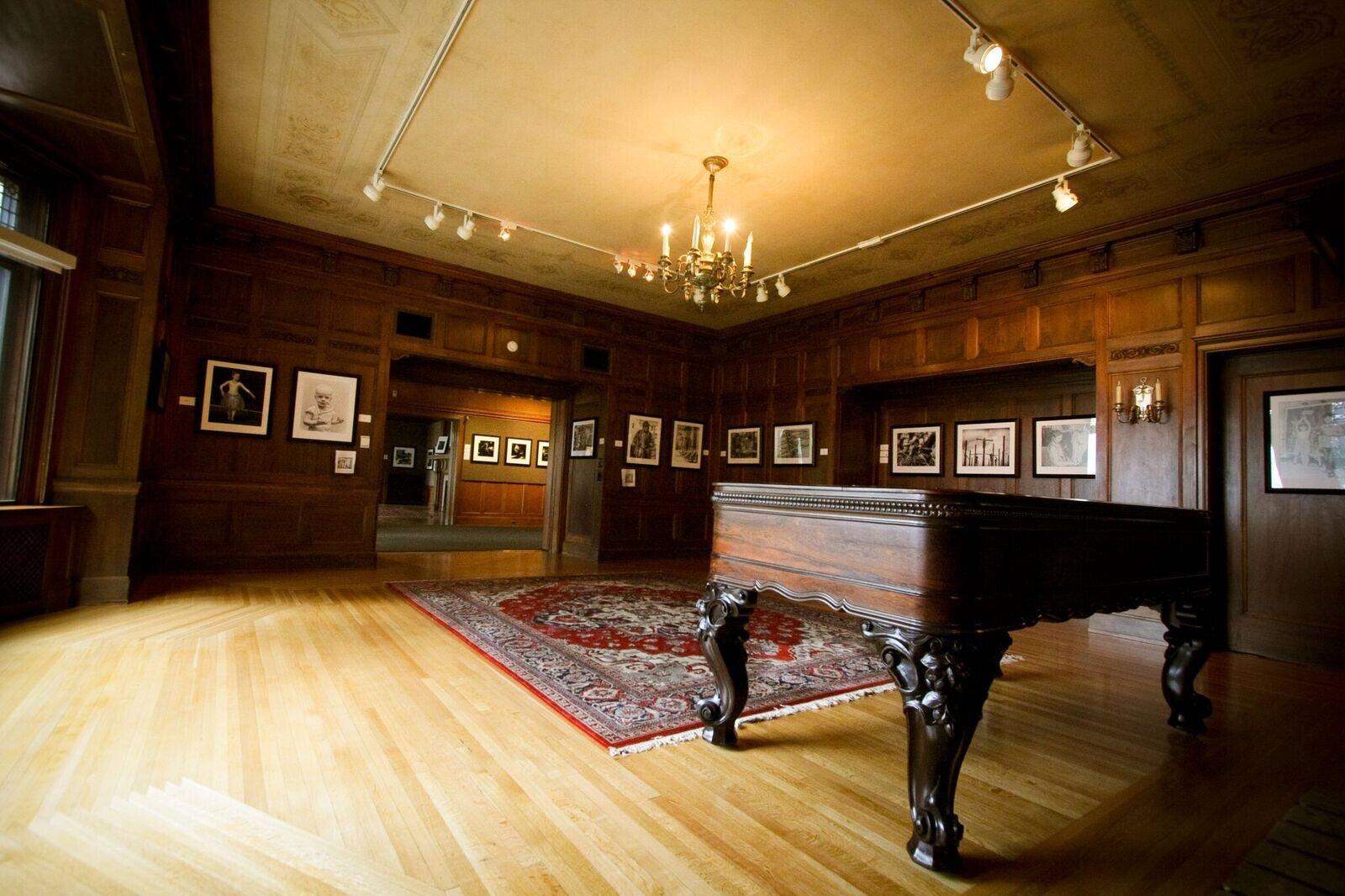 Hoyt Art Center