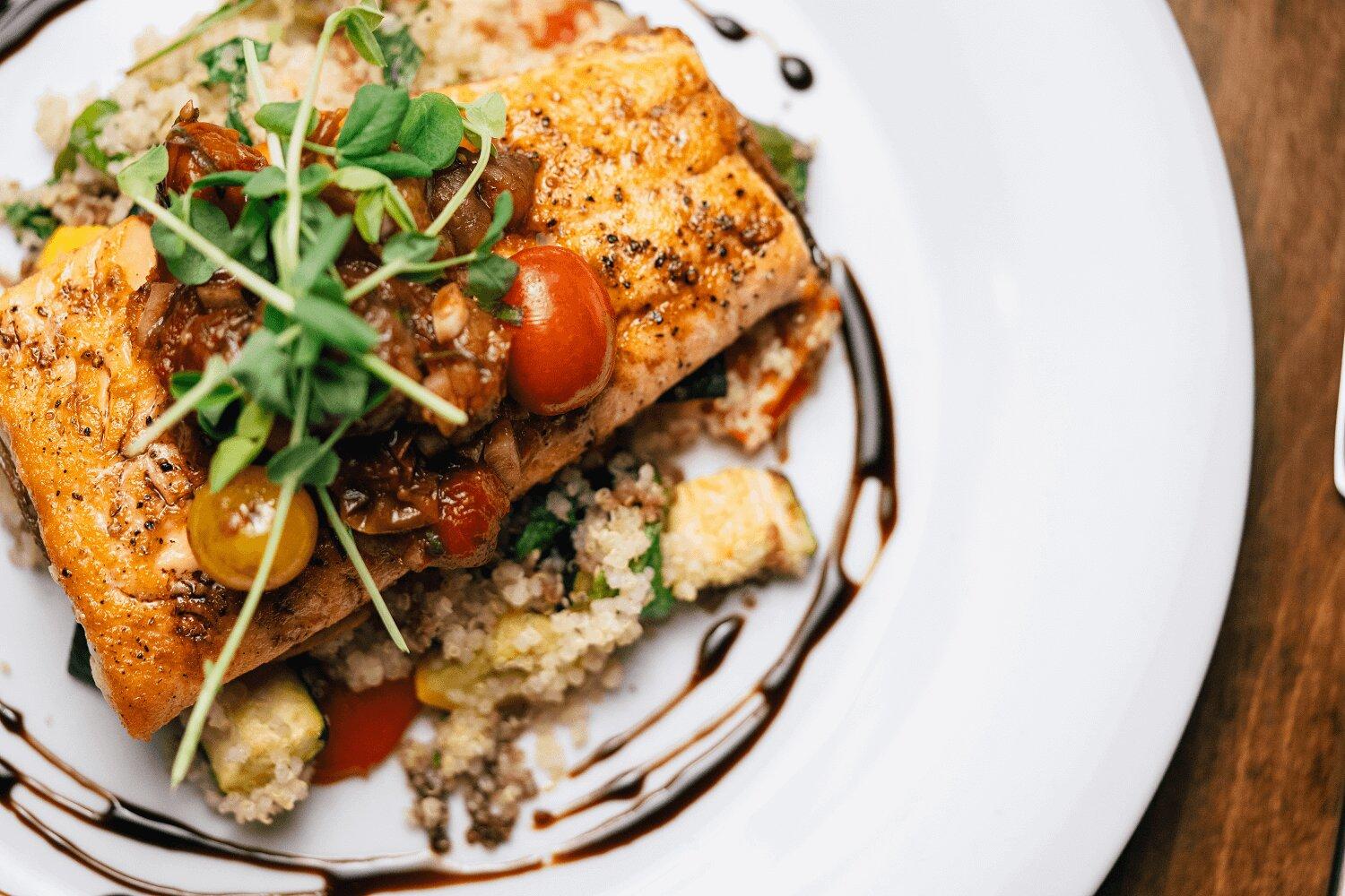 Zees Wine Bar & Grill