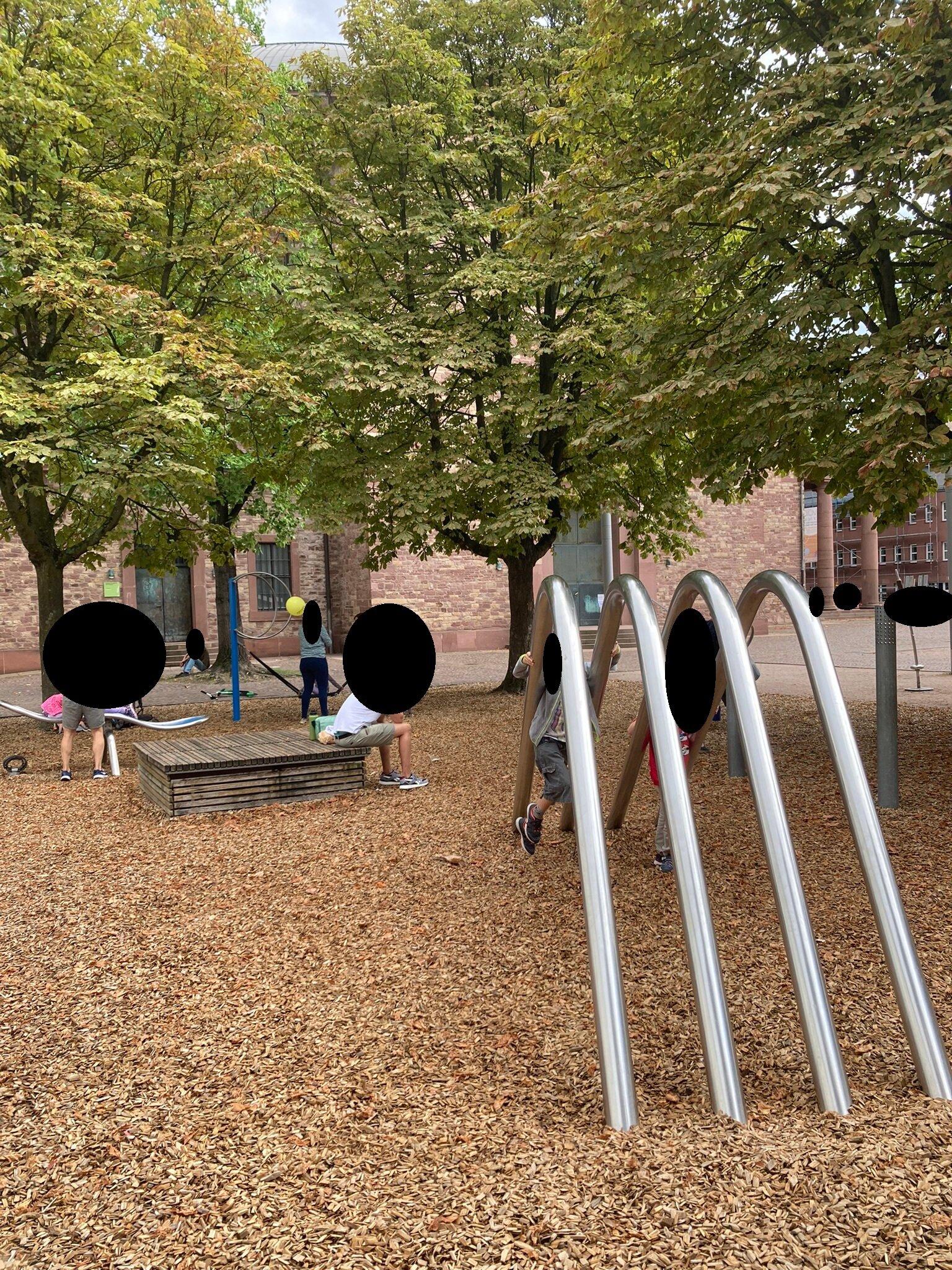 Spielplatz Spiel Und Sportanlage