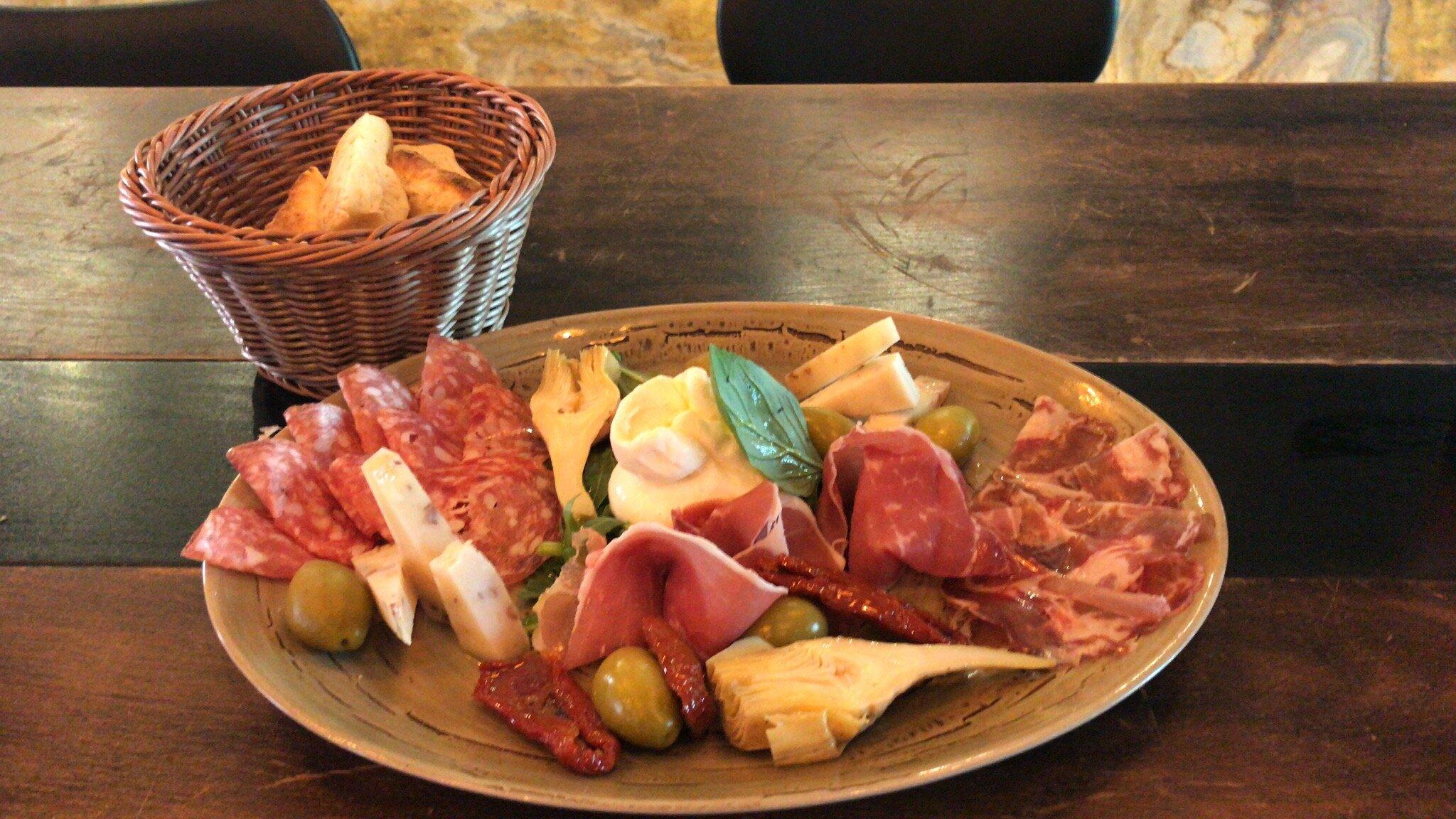 L'onore Ristorante E Pizzeria