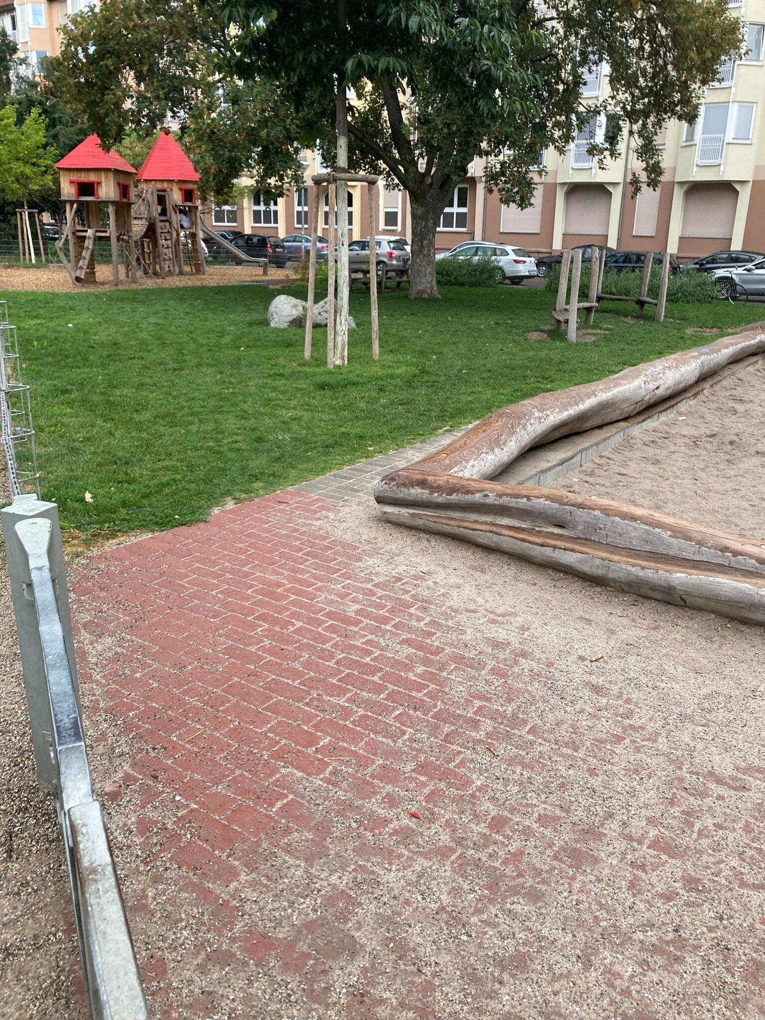Spielplatz Auf Dem Schillerplatz
