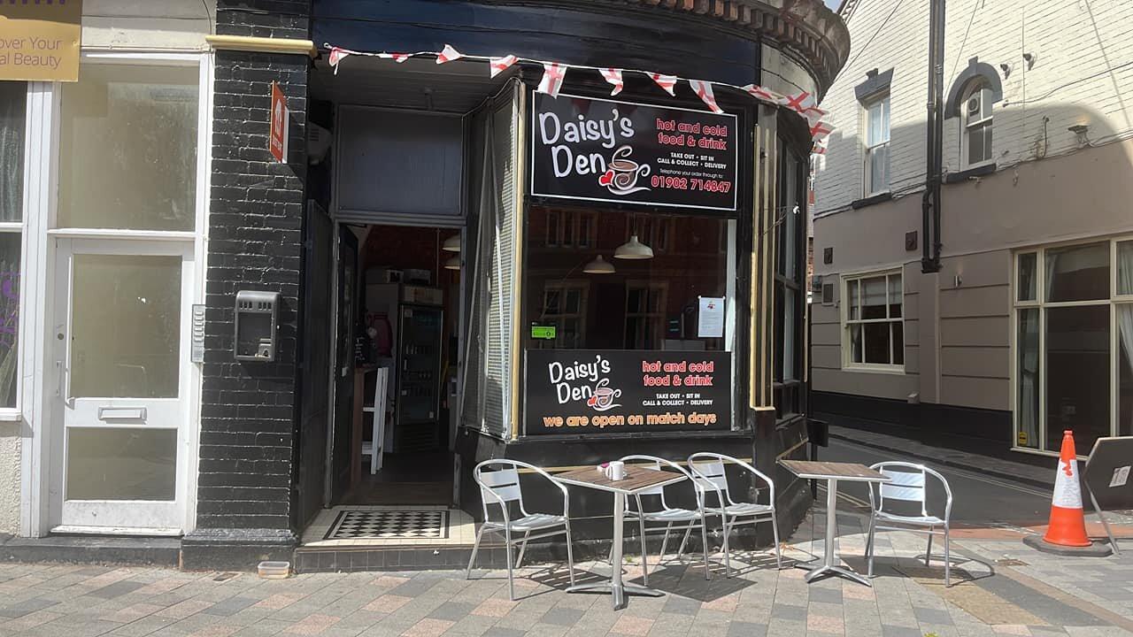 Daisy's Den Cafe