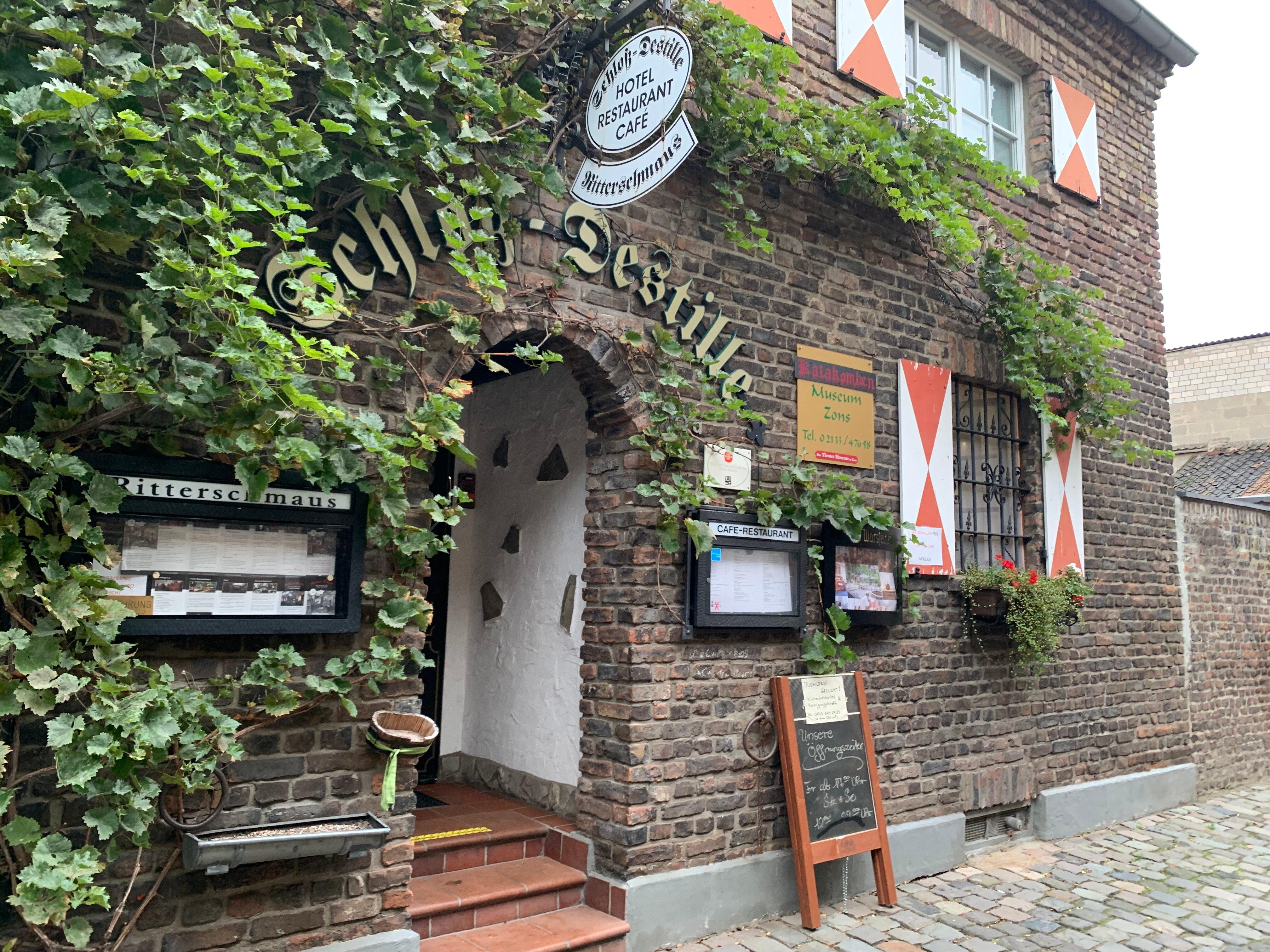 Photo by elenacelestina