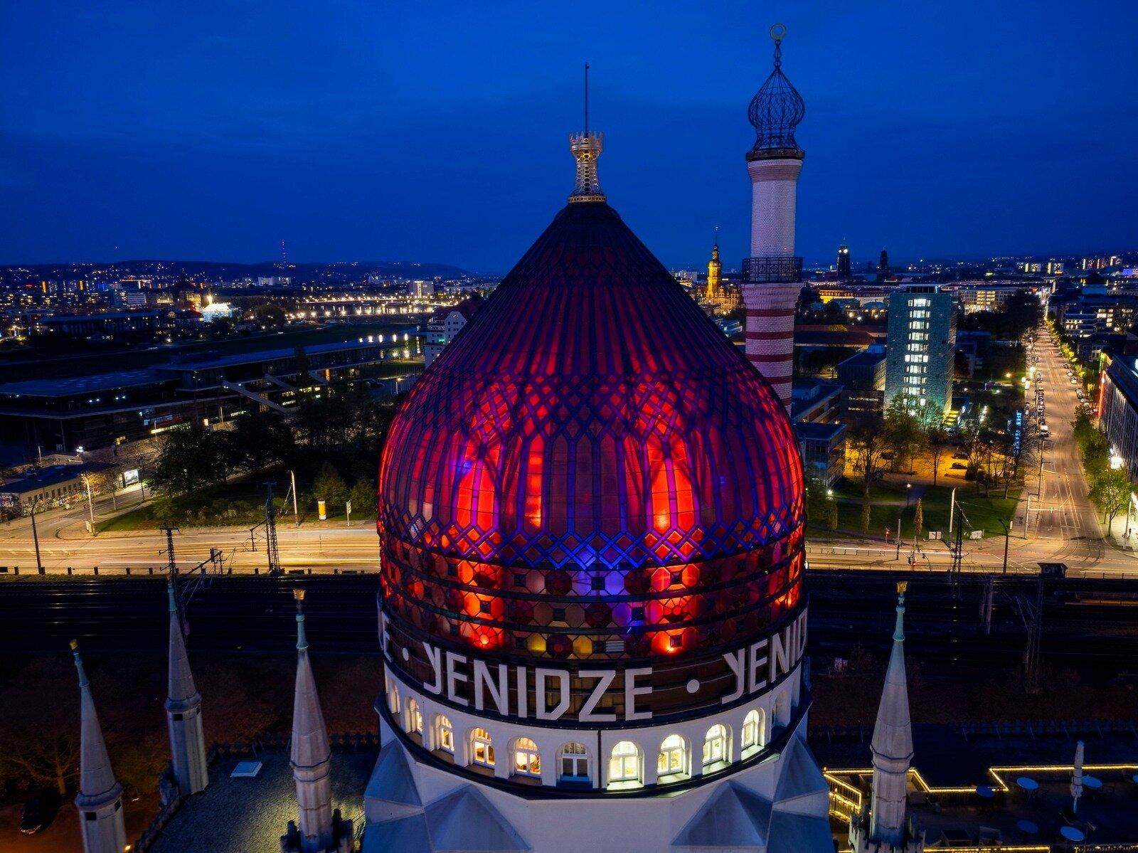 Yenidze Theater