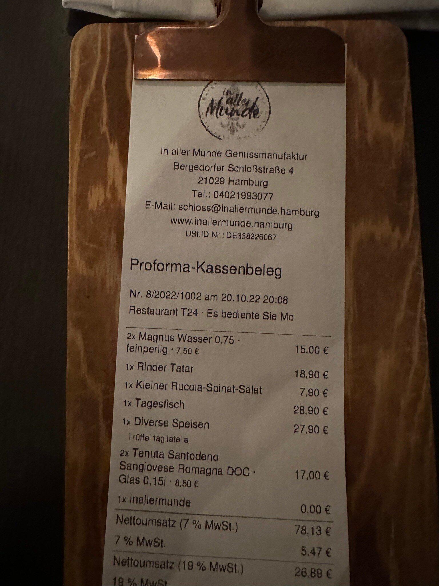 In Aller Munde Restaurant. Bar. Event